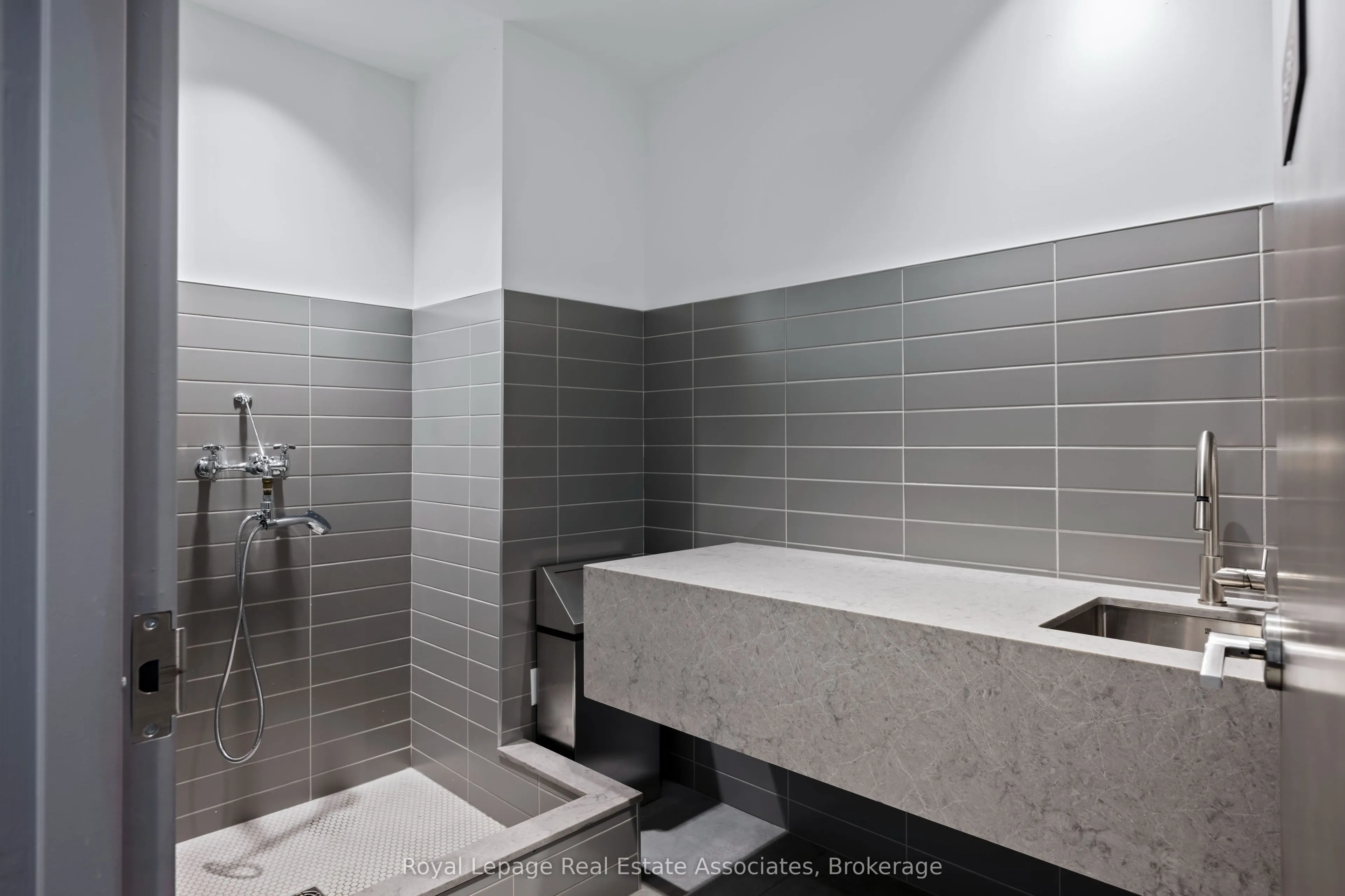 42 Mill Street #209