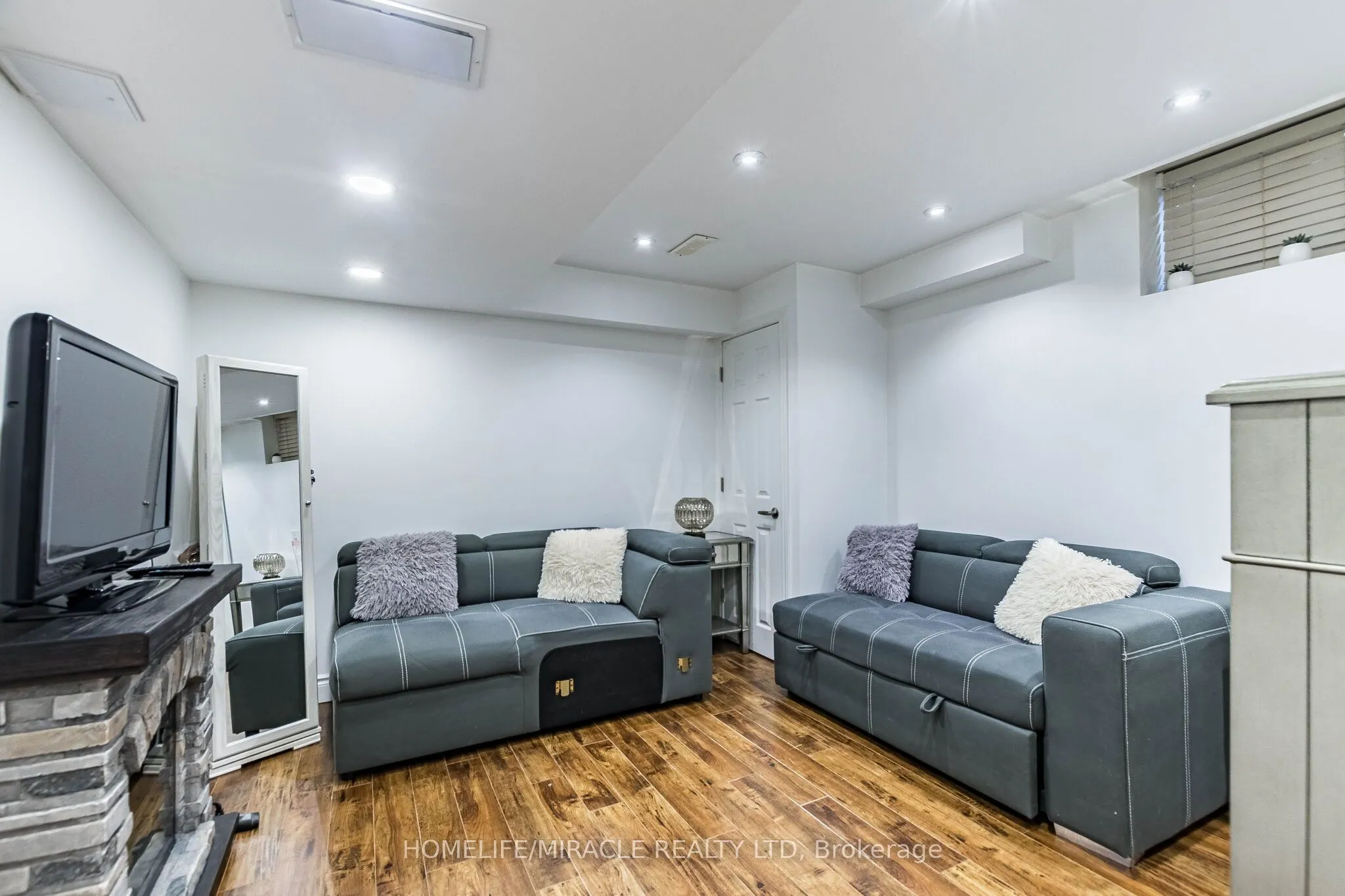 244 ANDREWS Trail