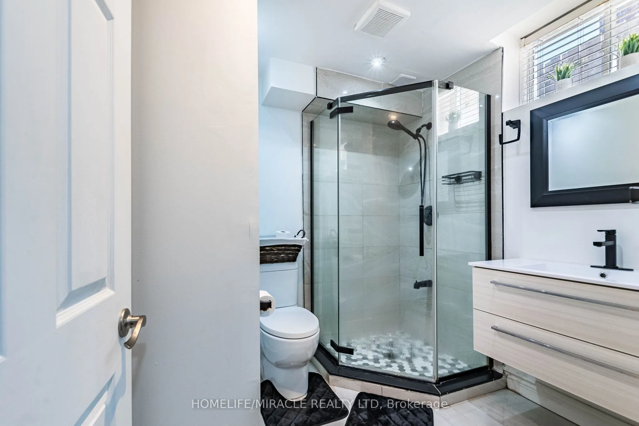 244 ANDREWS Trail