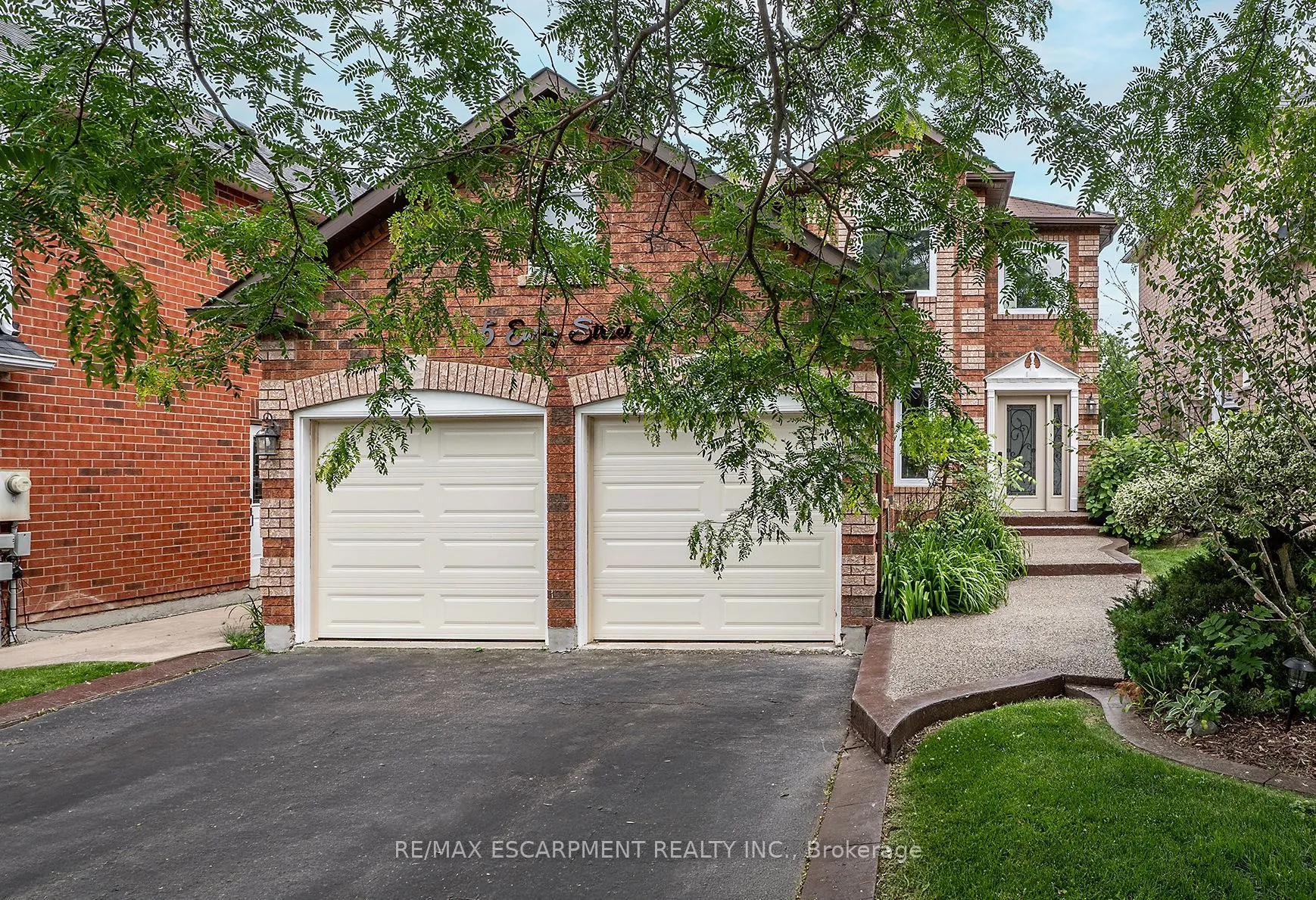5 Early Street