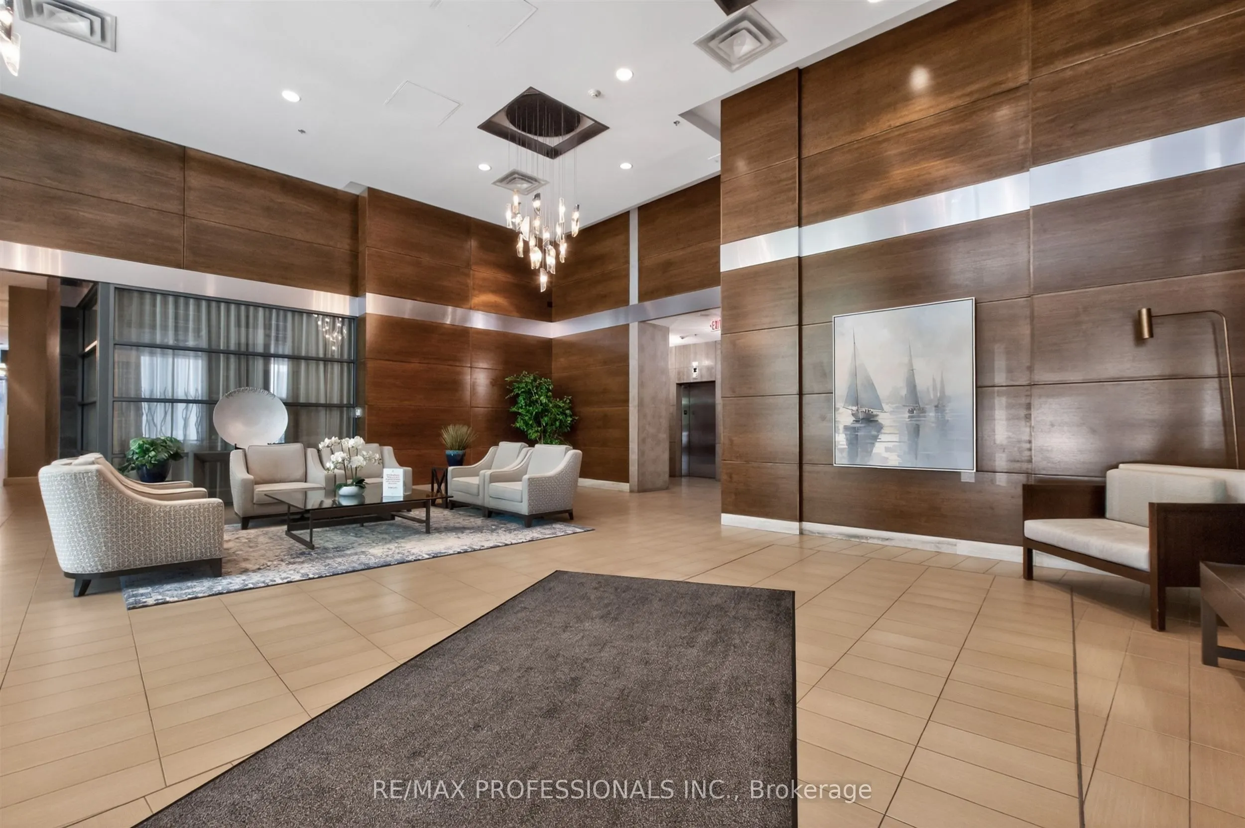 1 Hurontario Street #413
