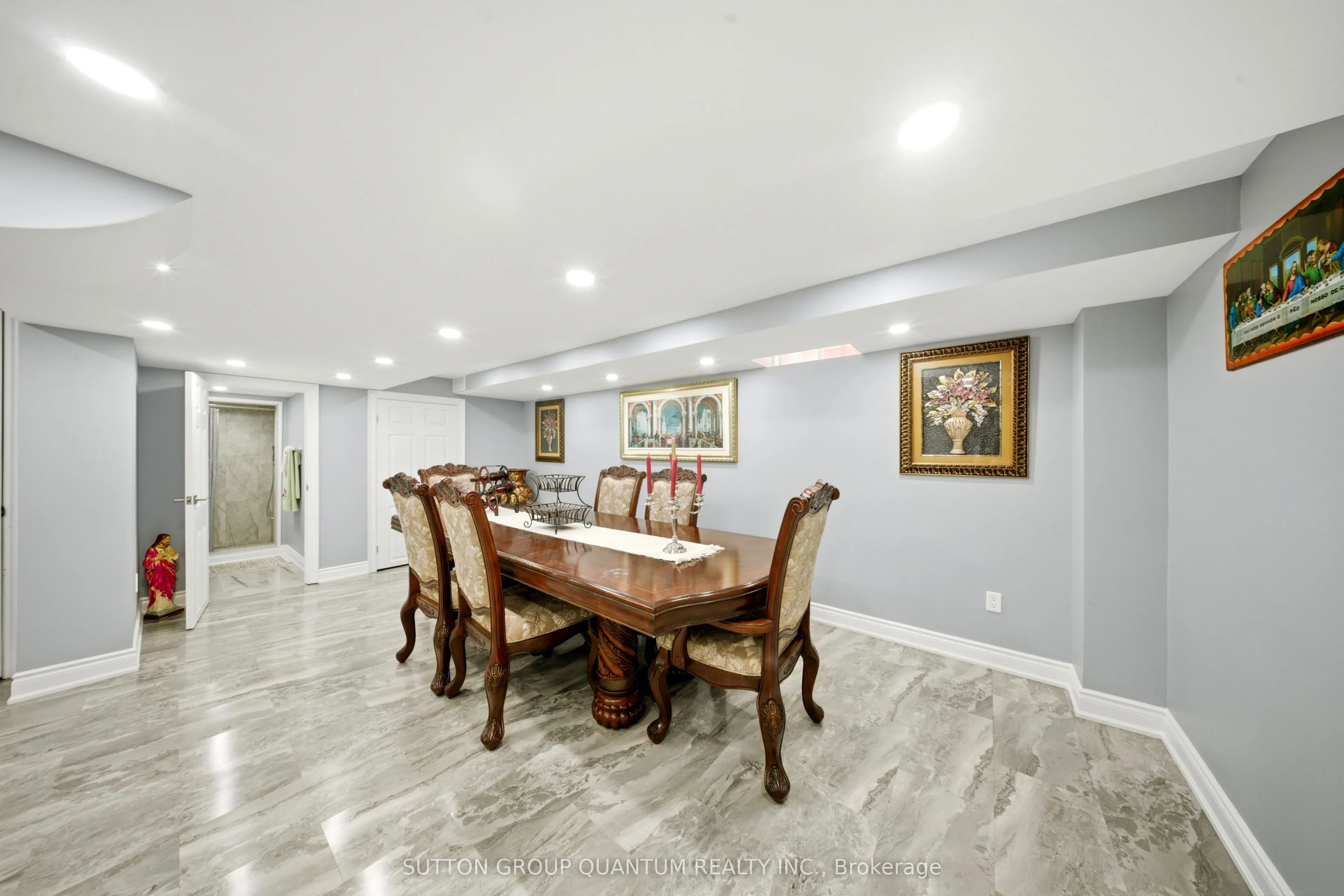 35 Devonsleigh Drive