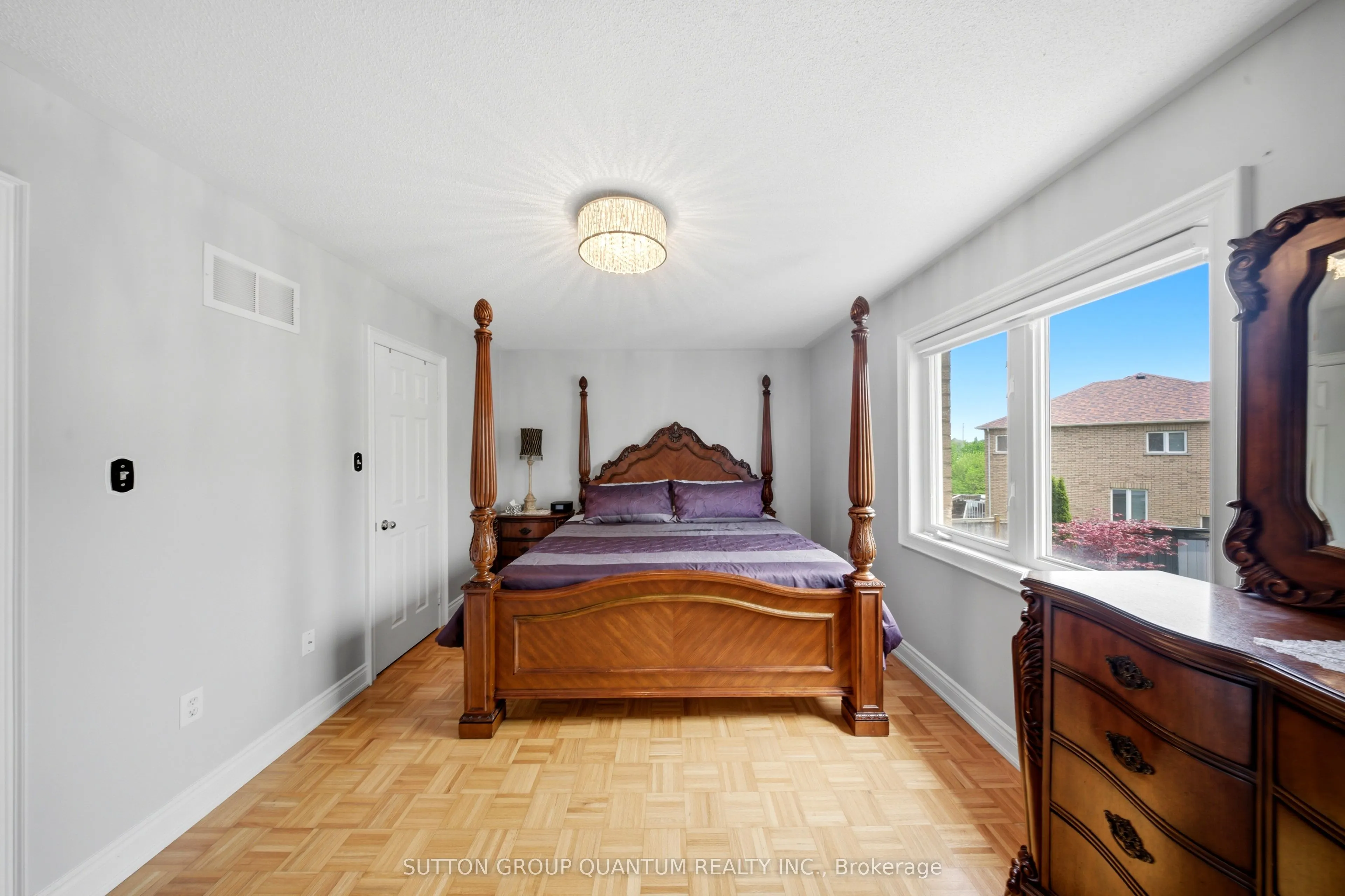 35 Devonsleigh Drive