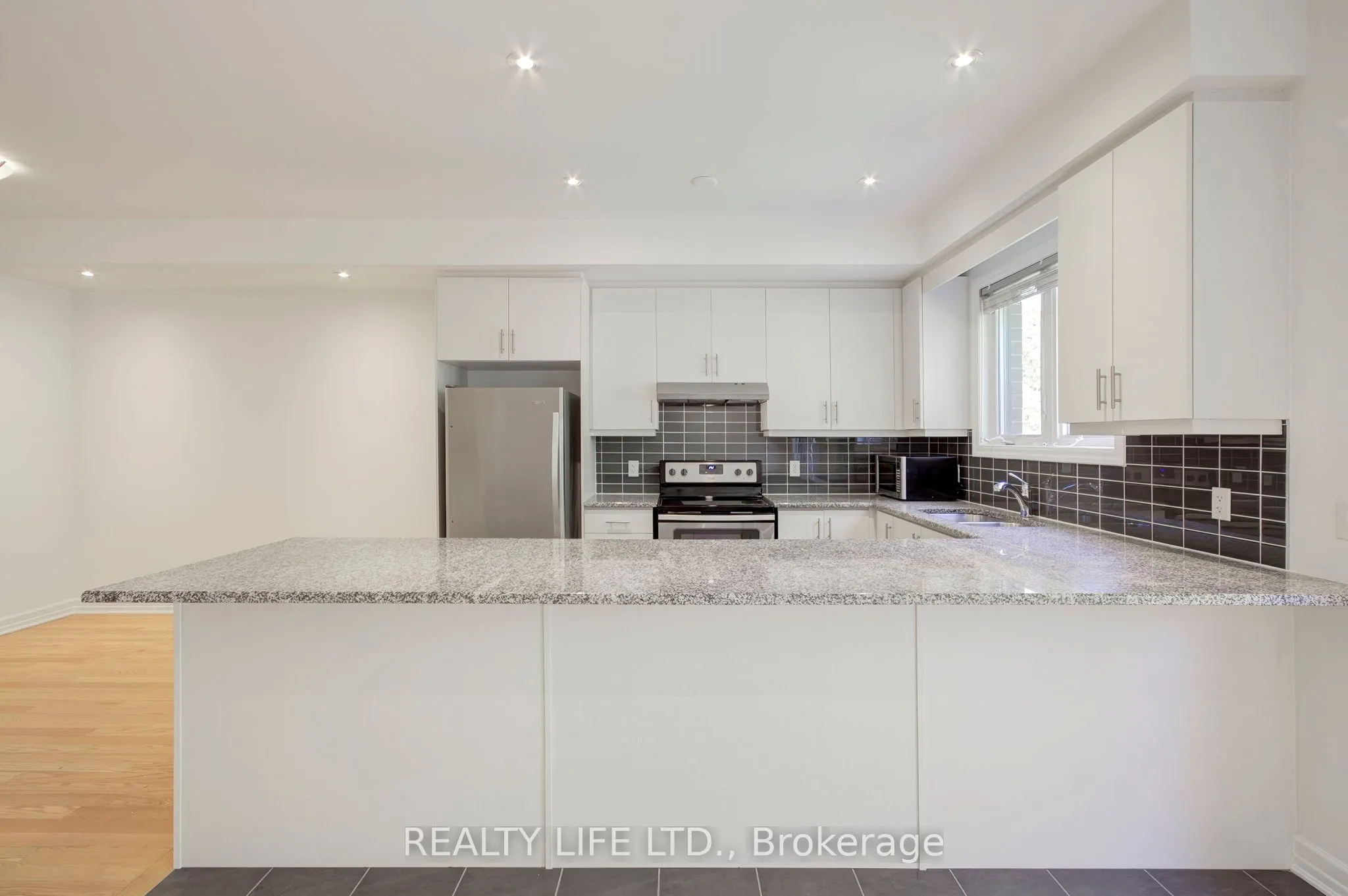 1209 Owls Head Road