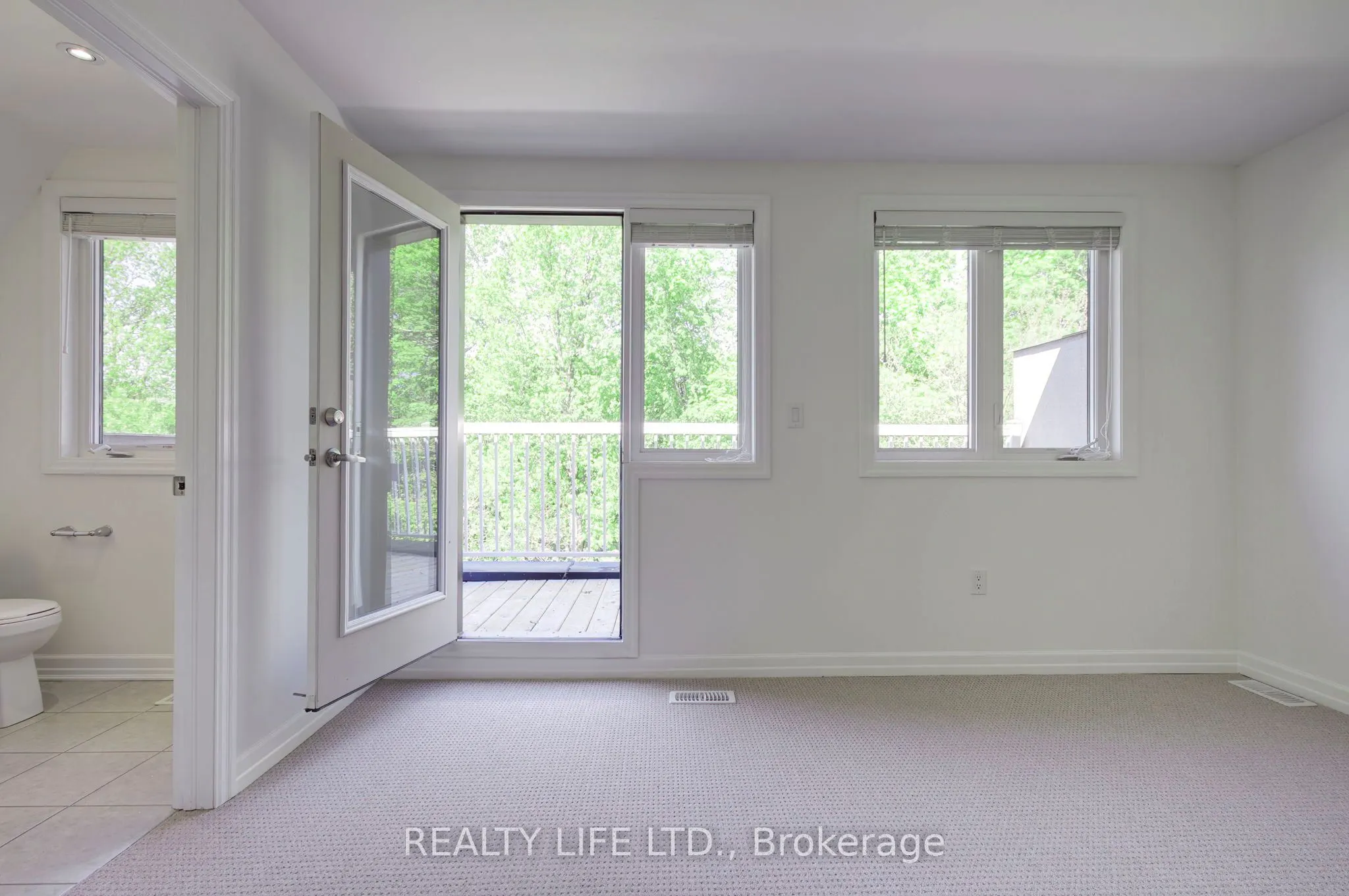 1209 Owls Head Road