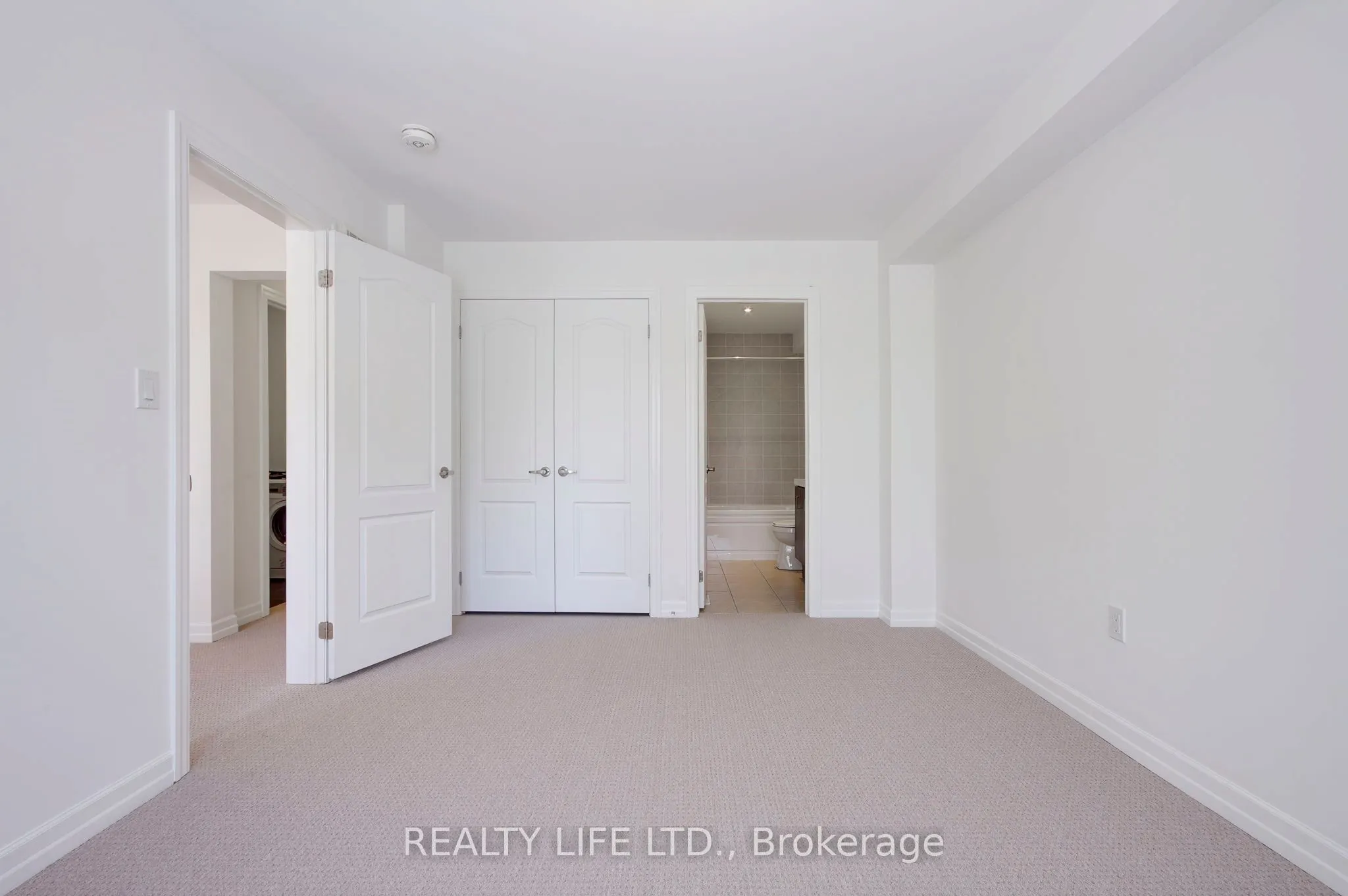 1209 Owls Head Road