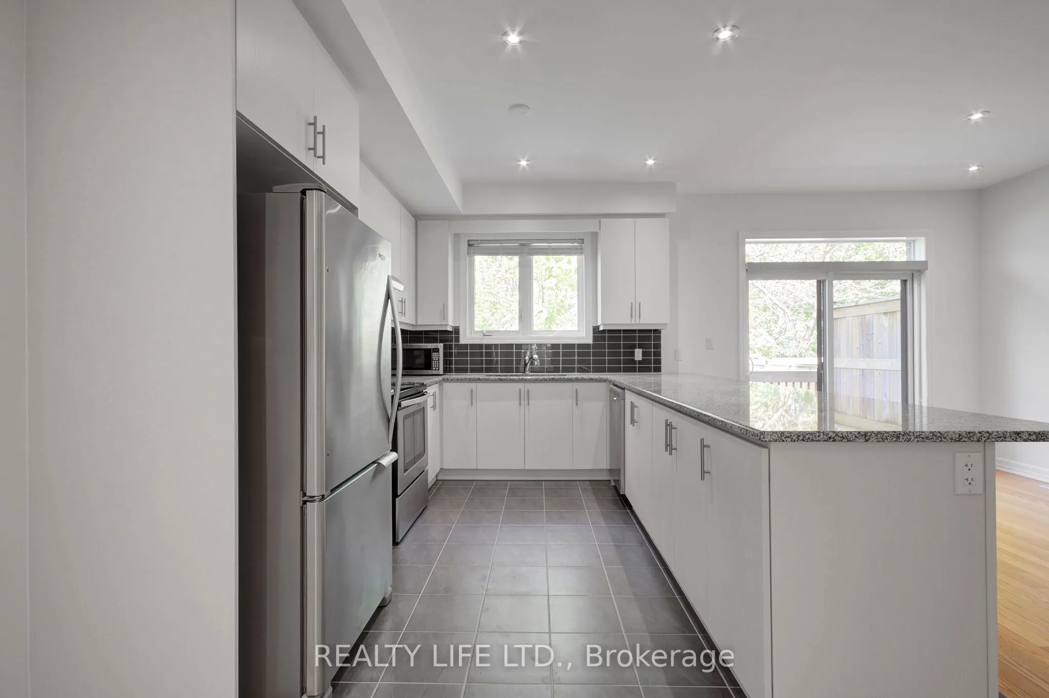 1209 Owls Head Road