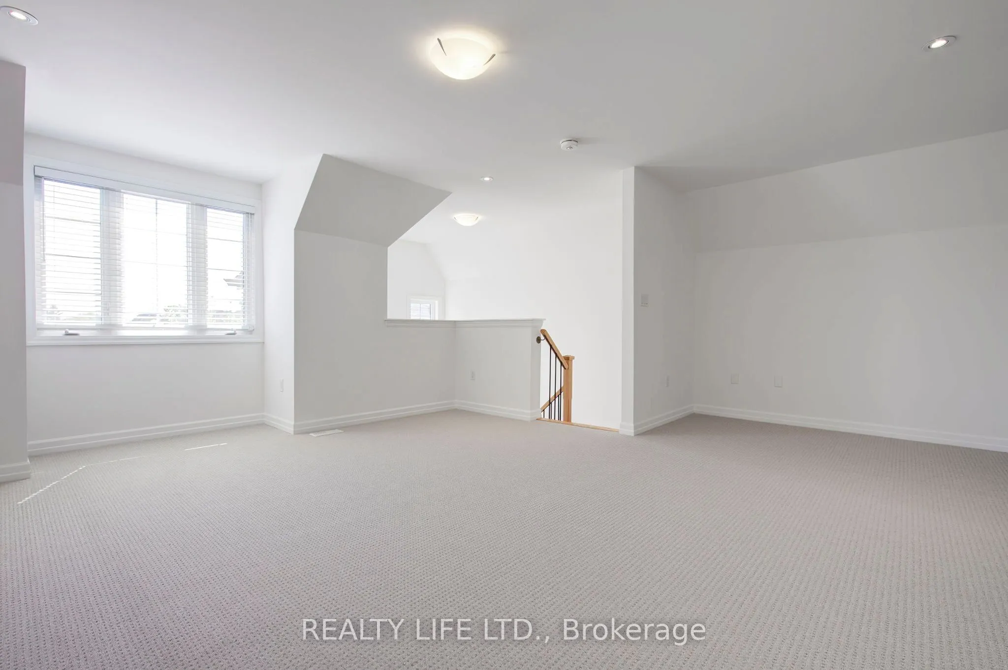 1209 Owls Head Road