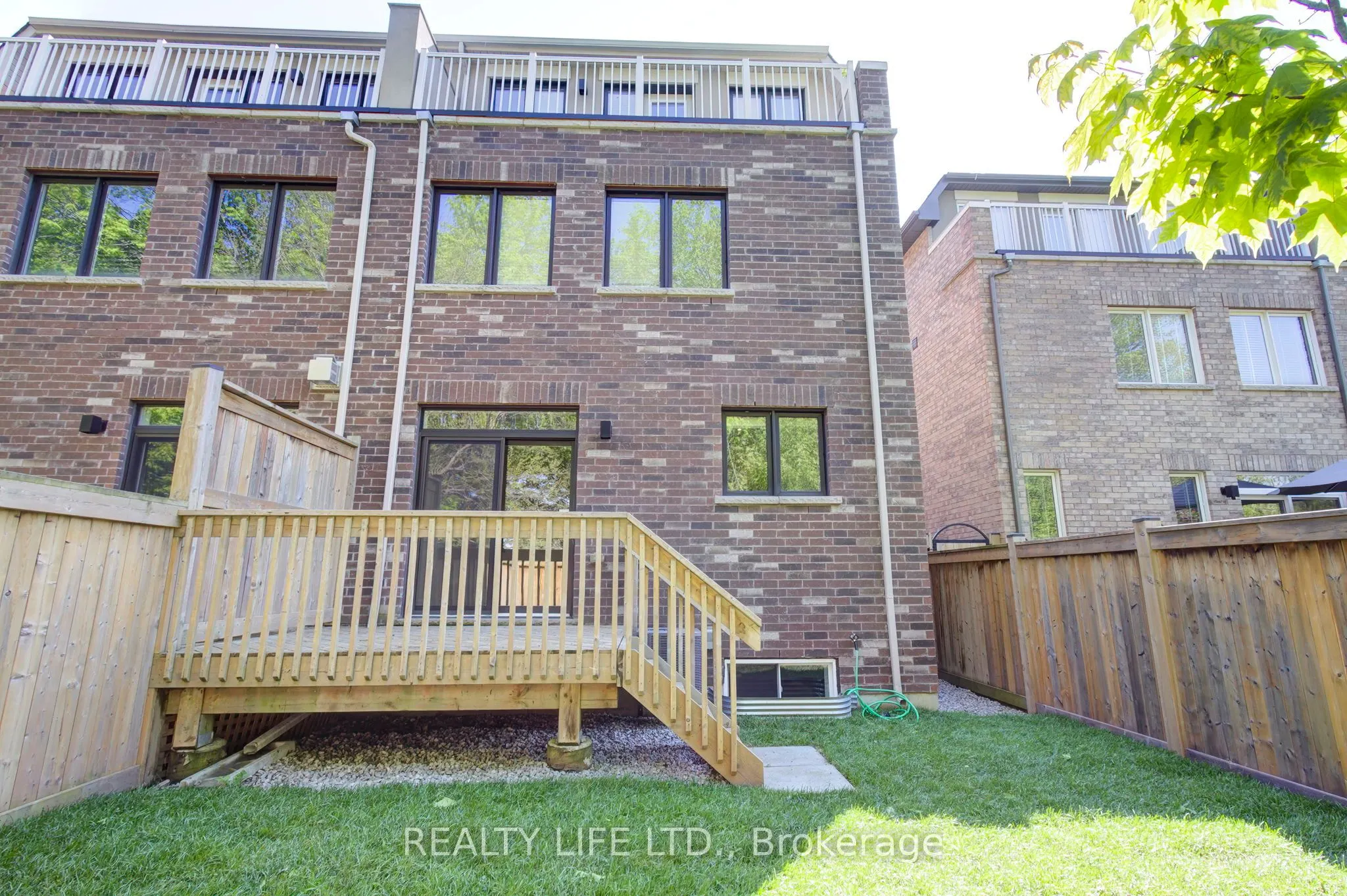 1209 Owls Head Road
