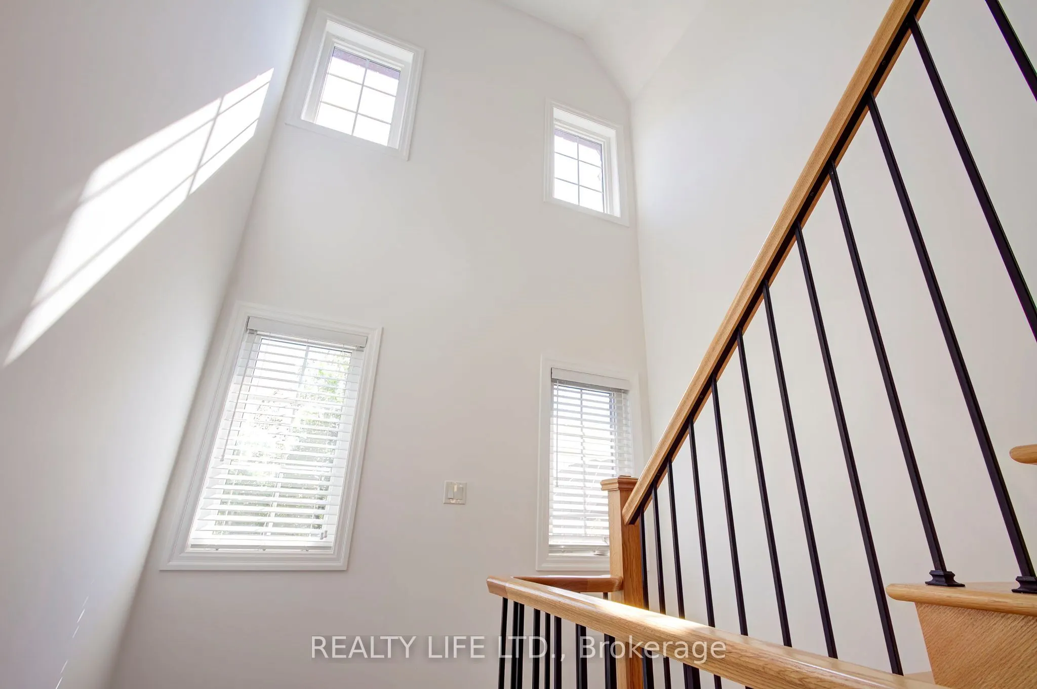 1209 Owls Head Road