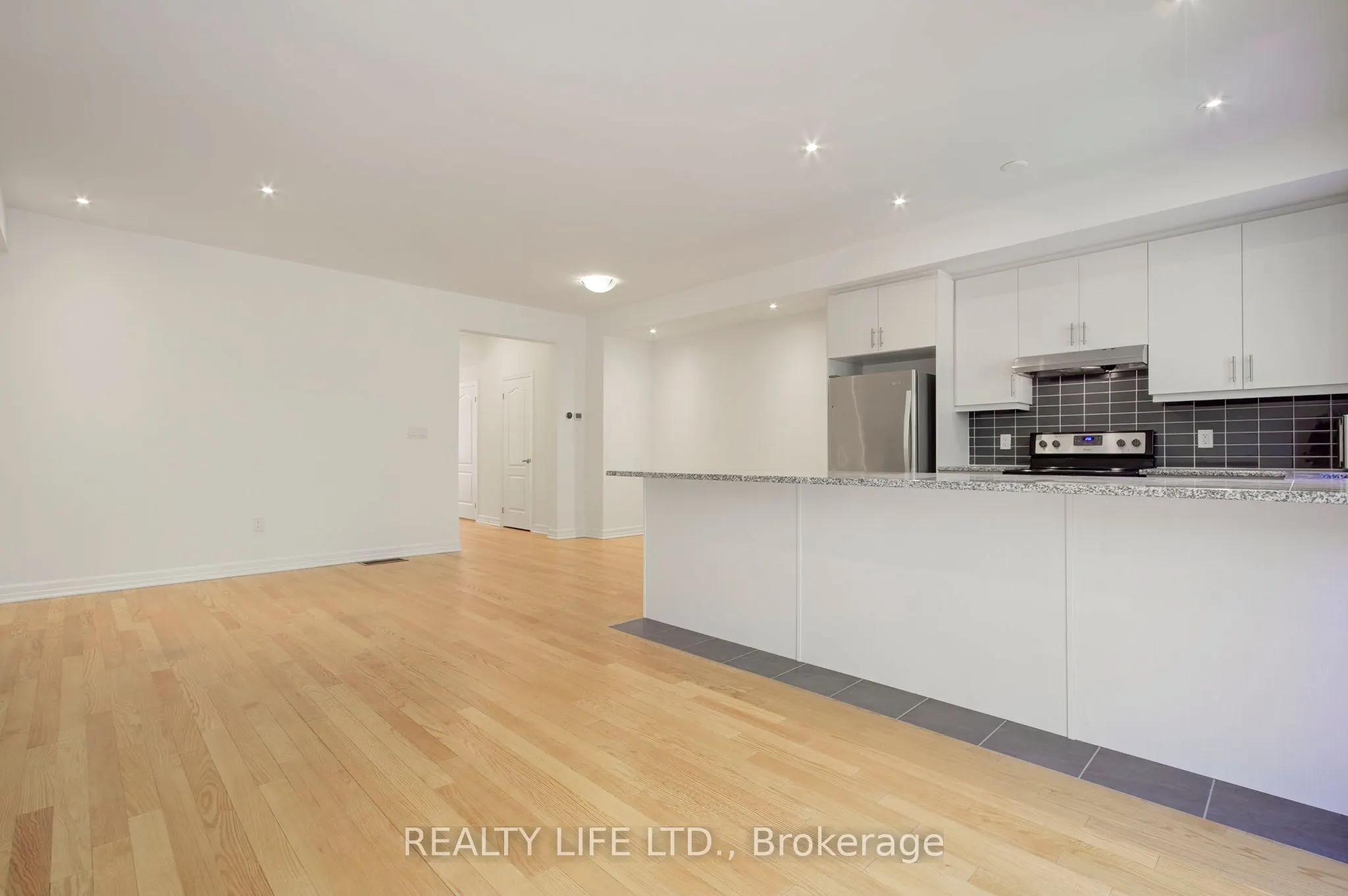 1209 Owls Head Road