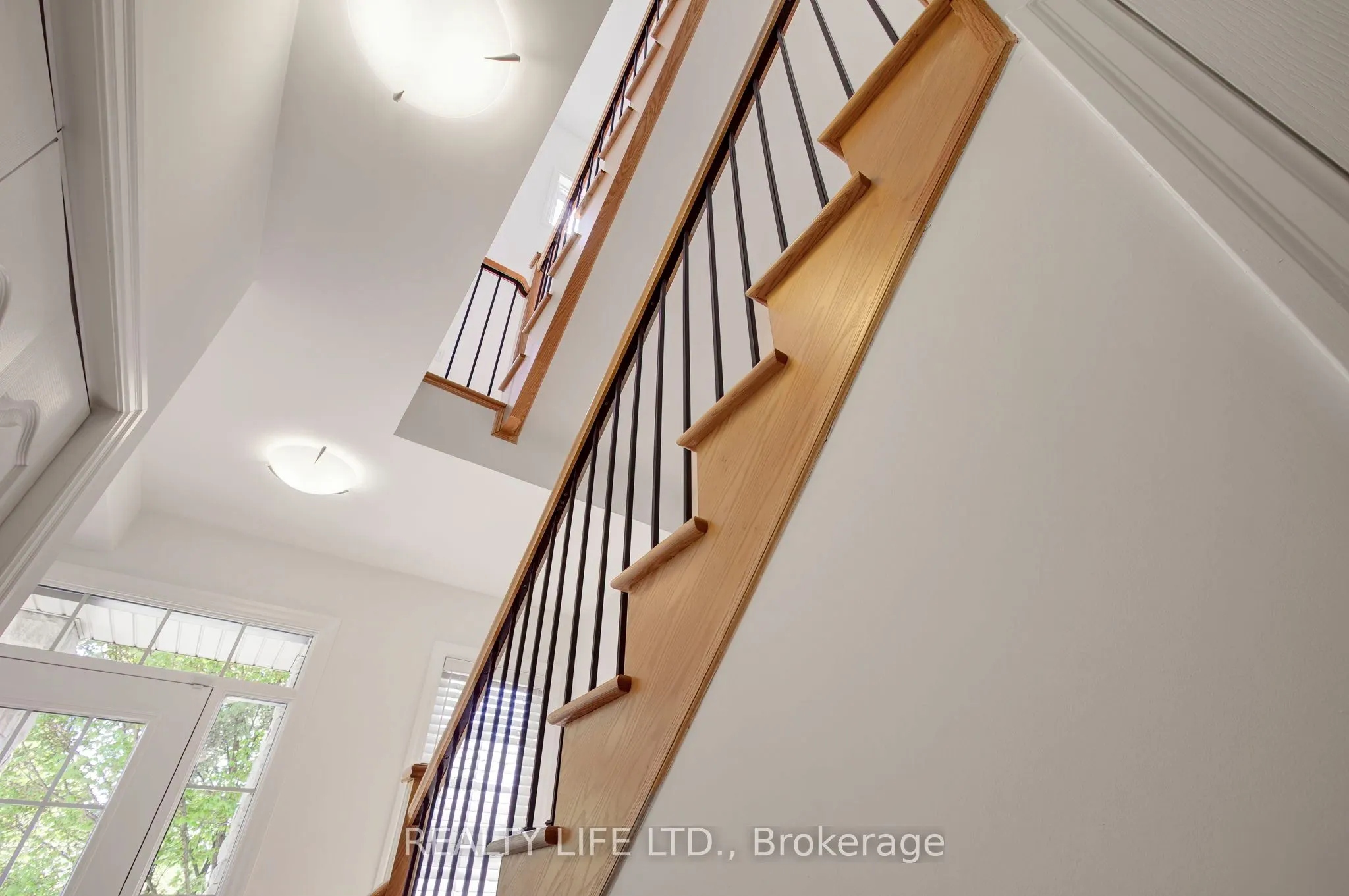 1209 Owls Head Road
