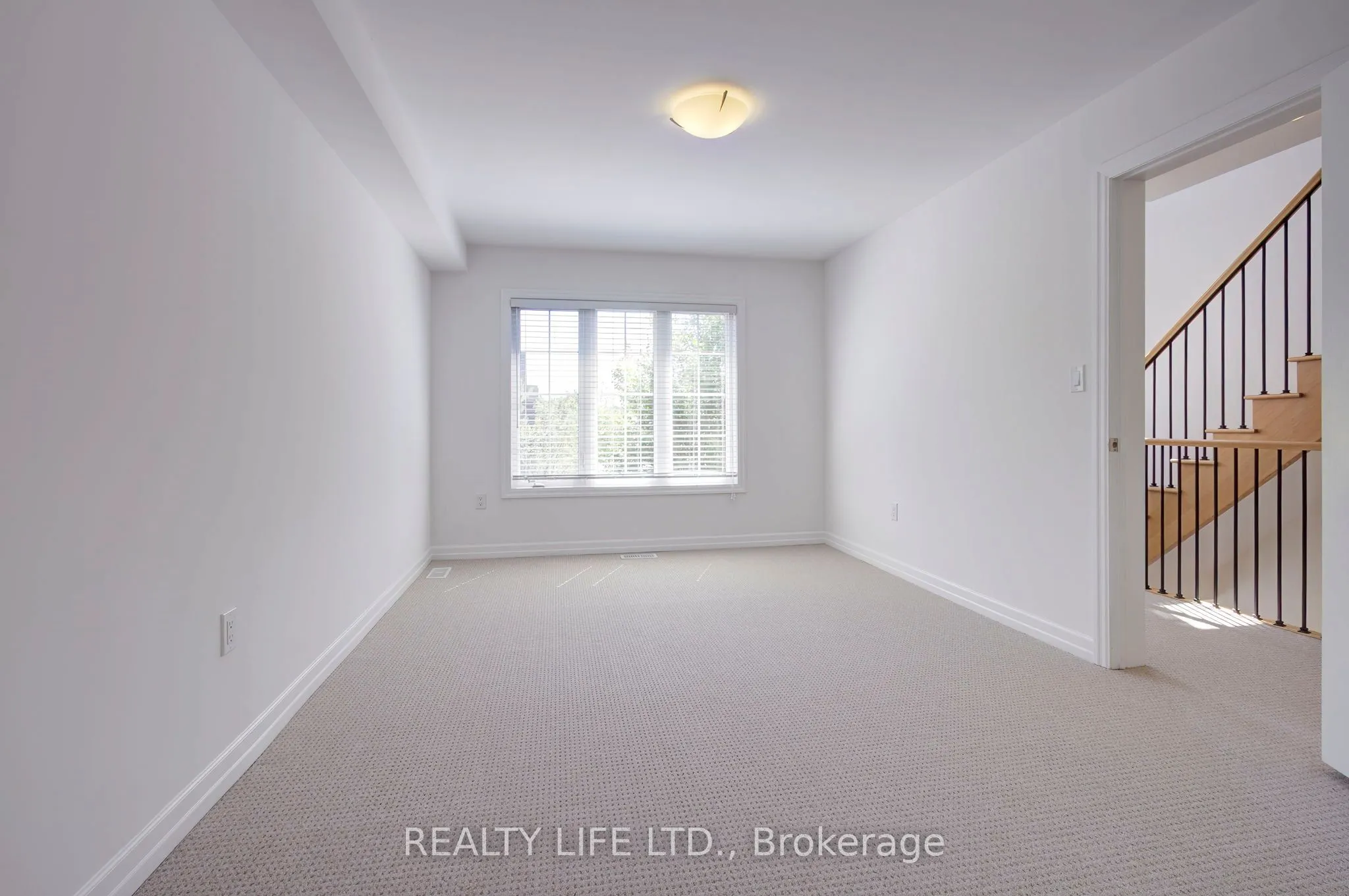 1209 Owls Head Road