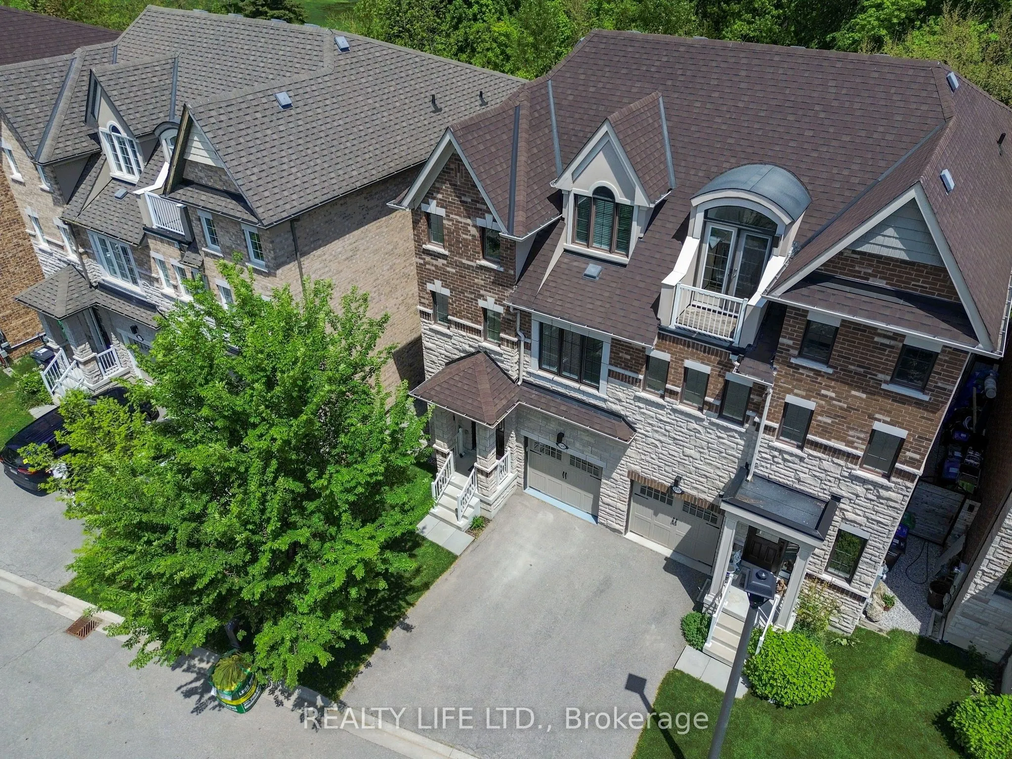 1209 Owls Head Road