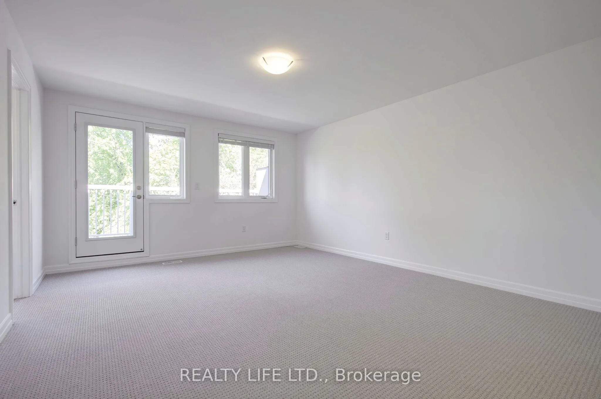 1209 Owls Head Road