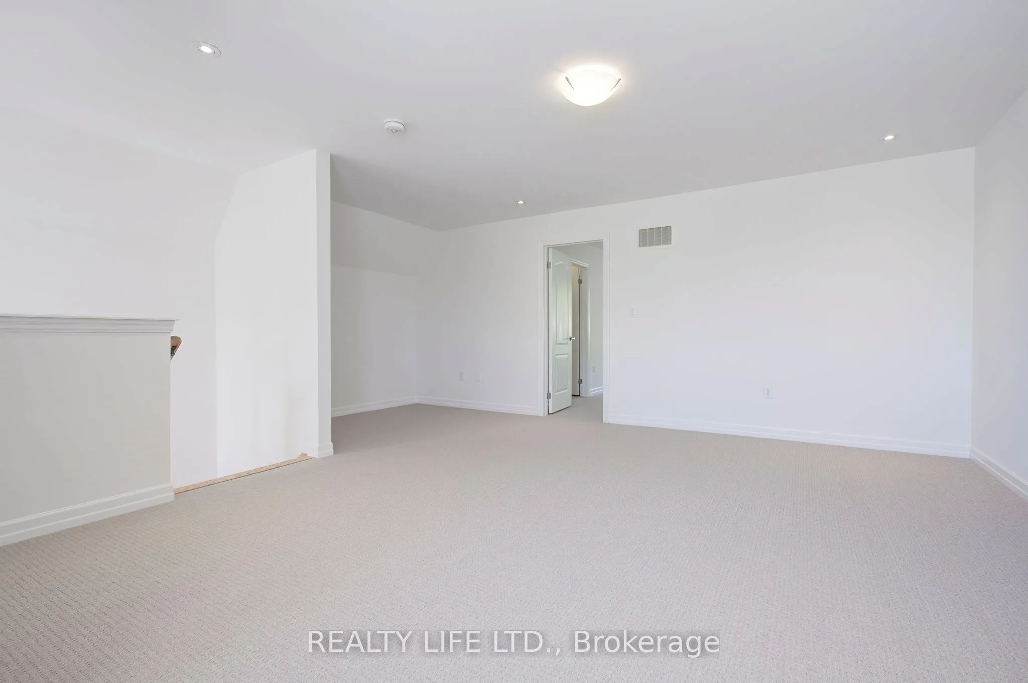 1209 Owls Head Road