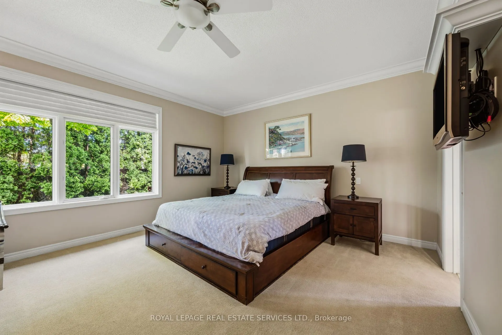 2130 Dickson Road #10
