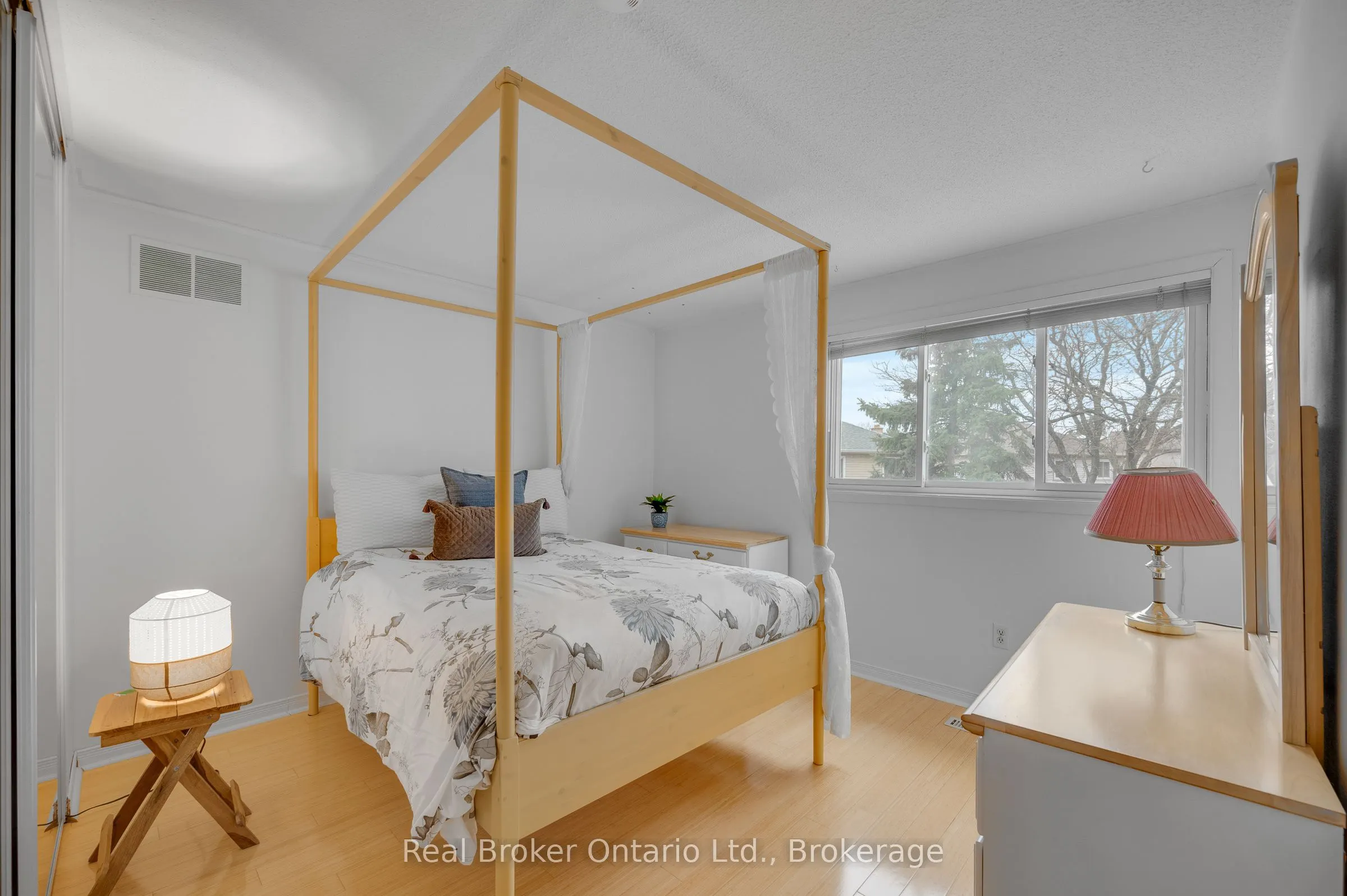 6366 Miller's Grove