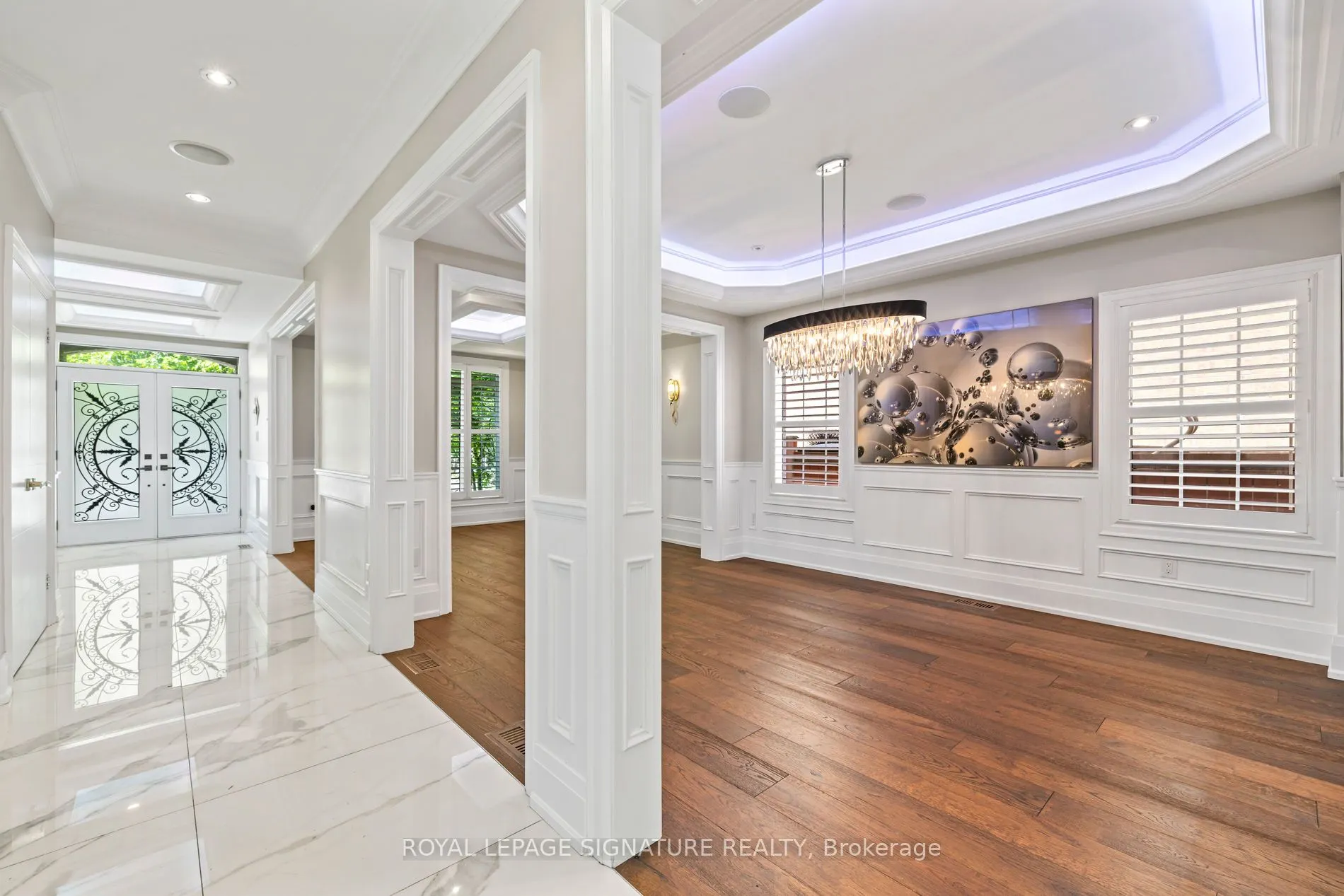 2480 Upper Valley Crescent