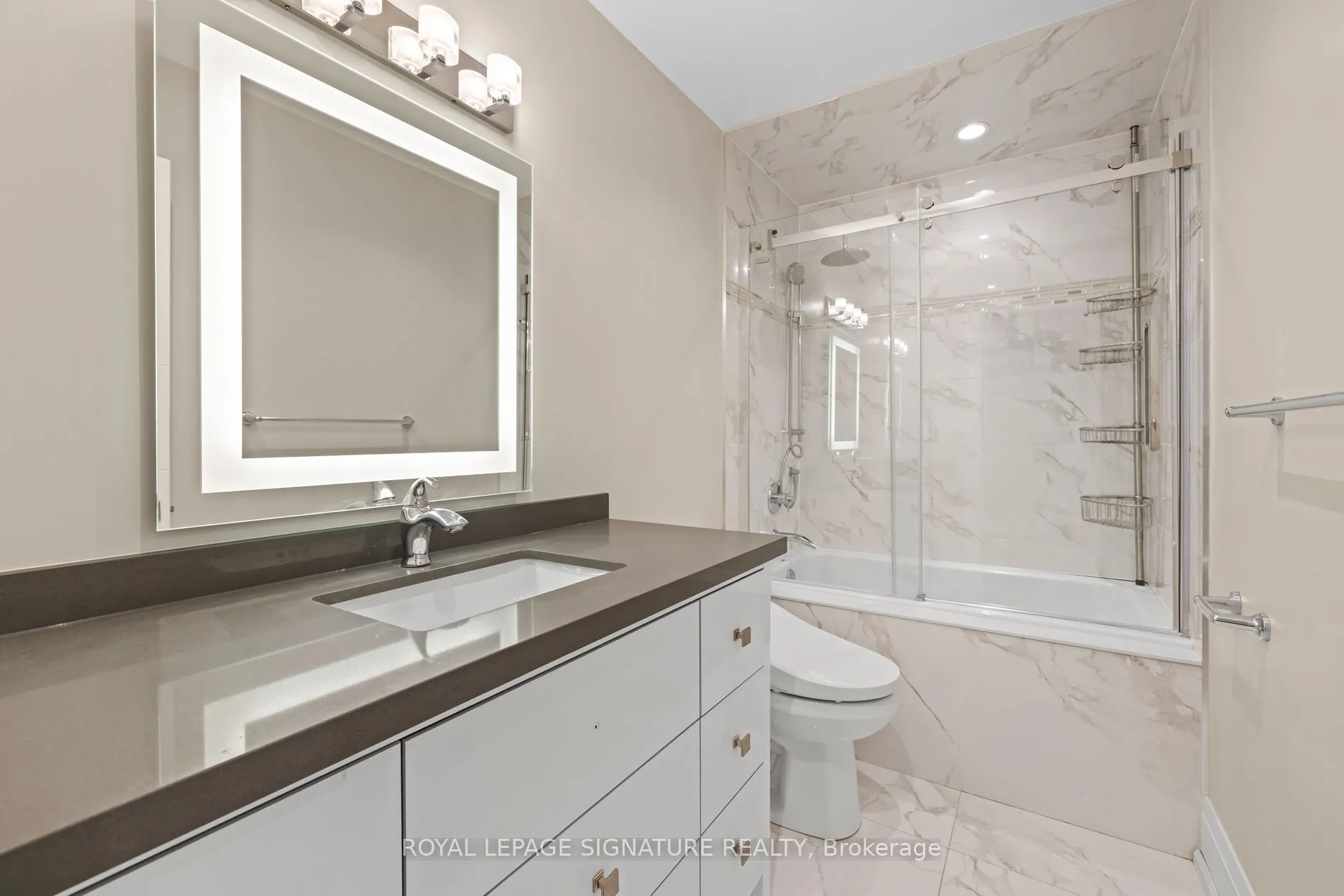 2480 Upper Valley Crescent