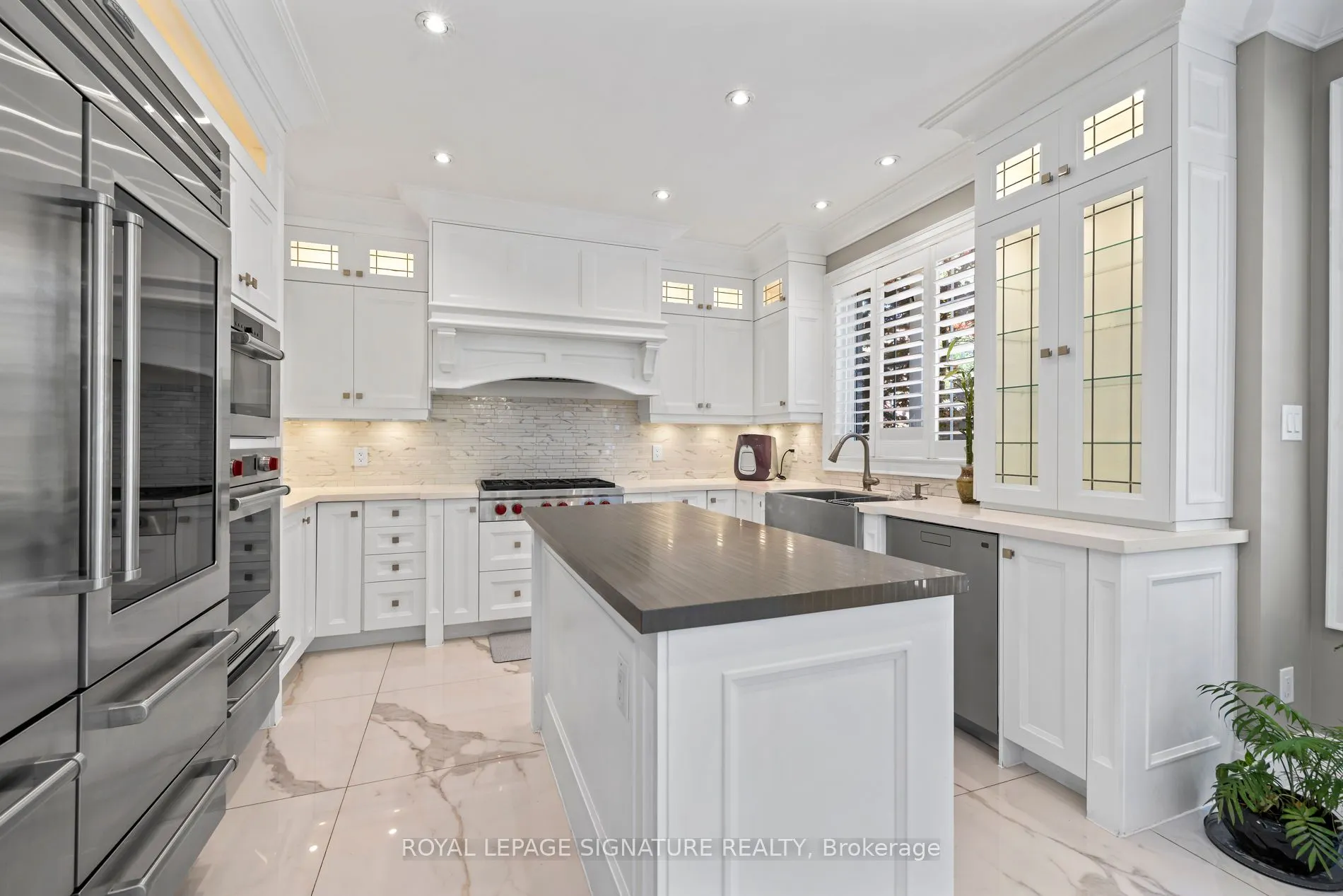 2480 Upper Valley Crescent