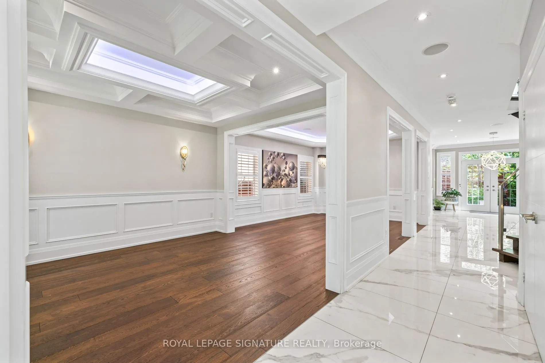 2480 Upper Valley Crescent