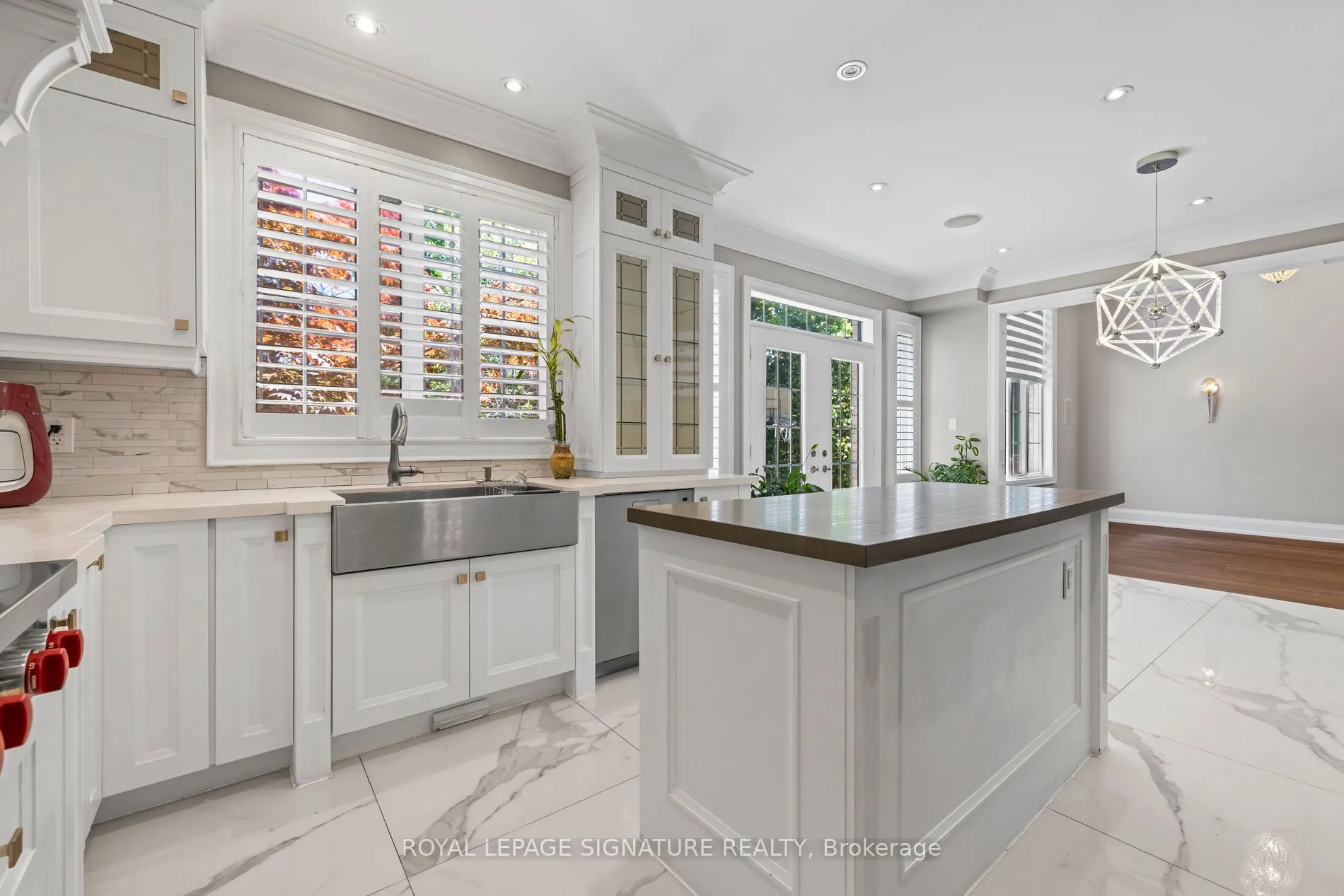 2480 Upper Valley Crescent