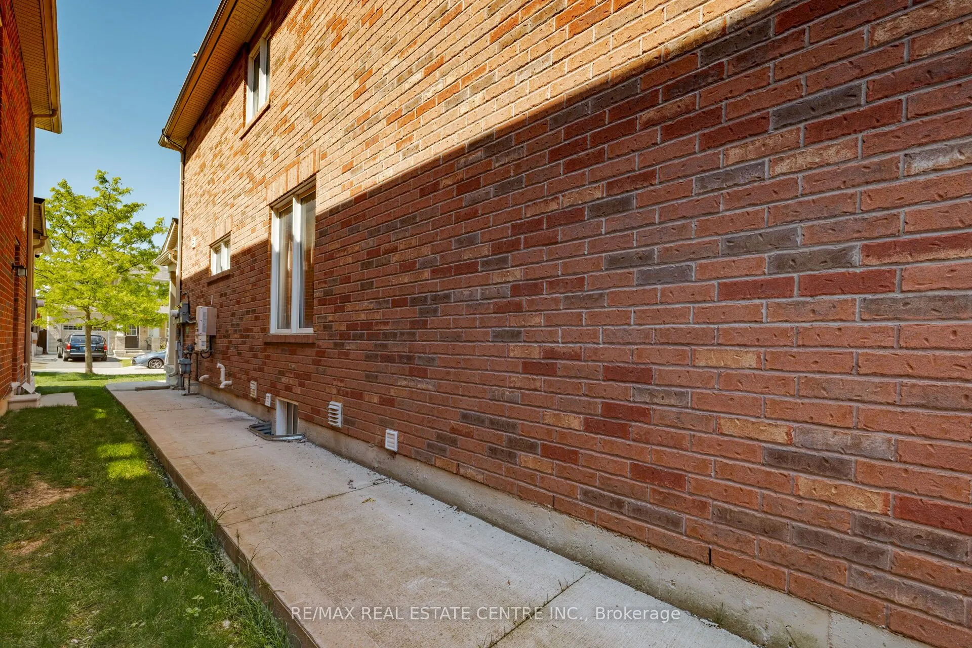 58 Seafair Crescent