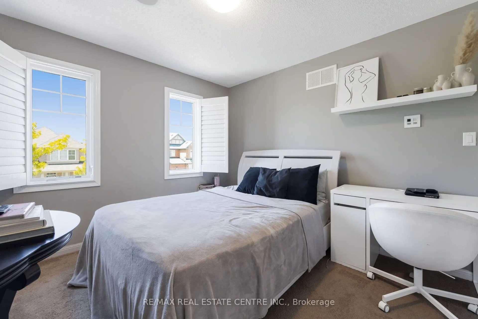 58 Seafair Crescent