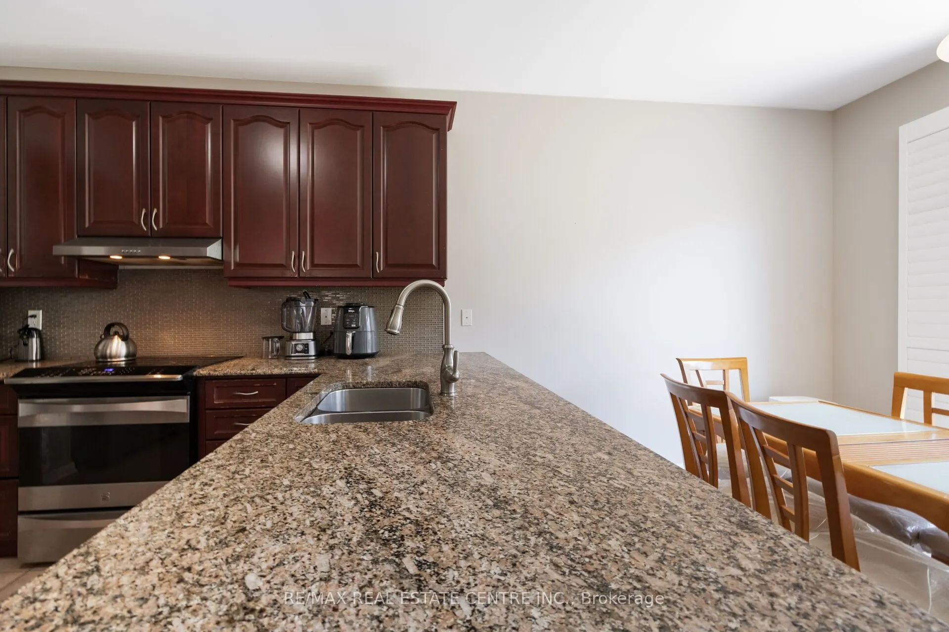 58 Seafair Crescent