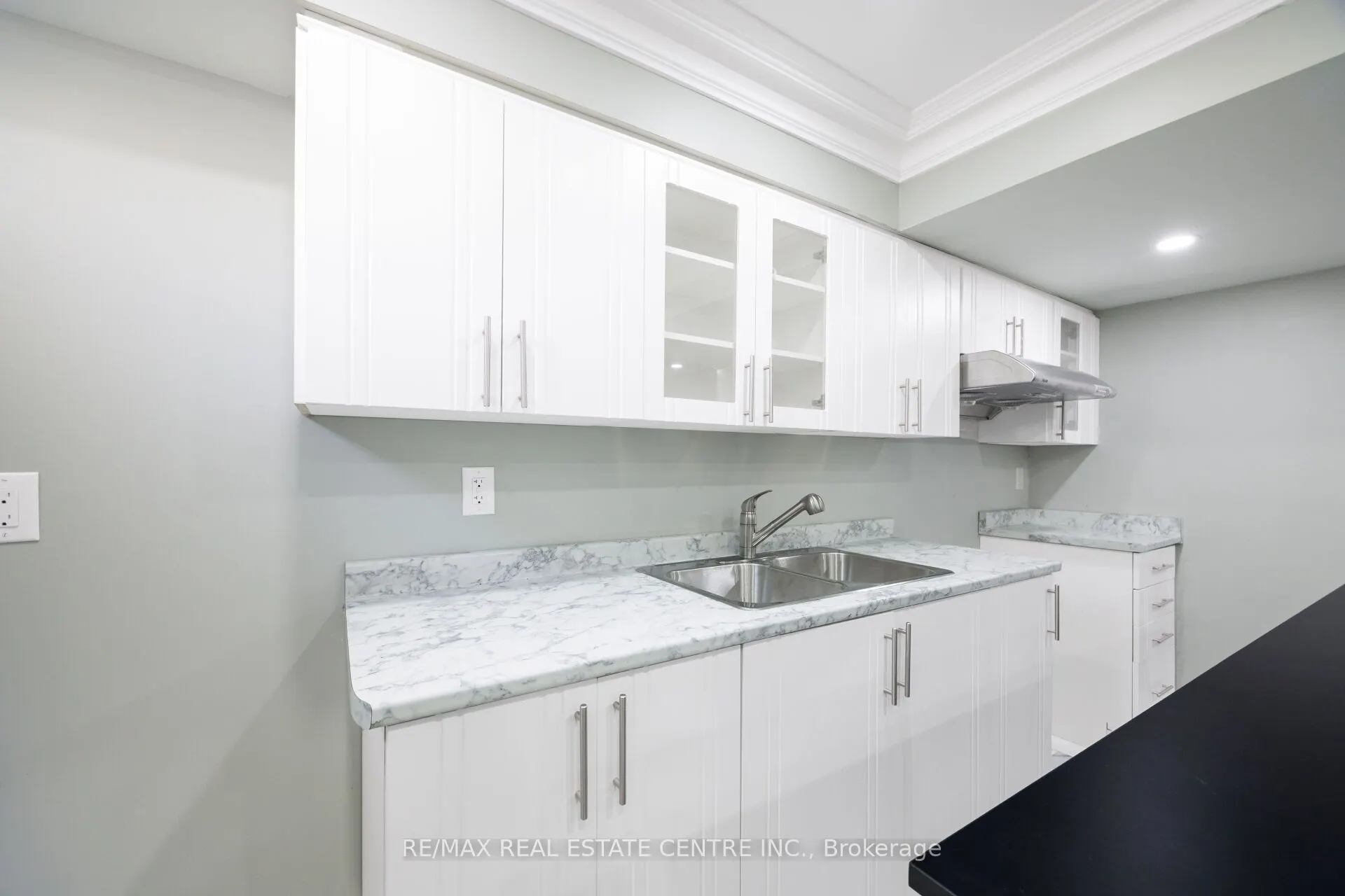 58 Seafair Crescent