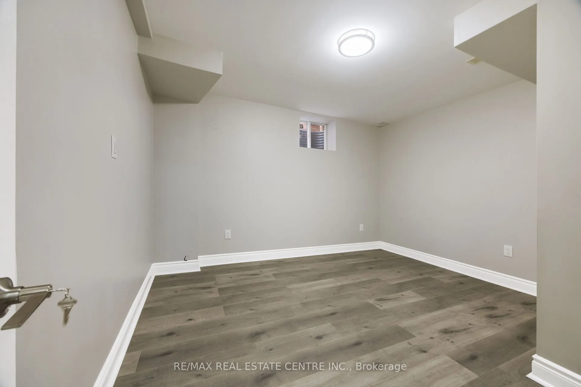 58 Seafair Crescent