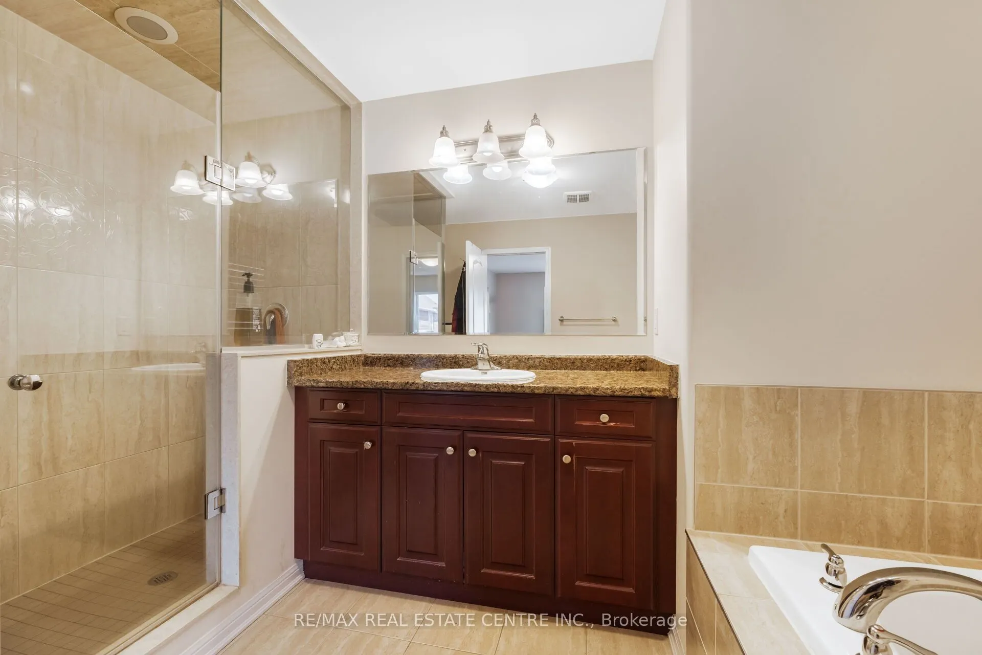 58 Seafair Crescent