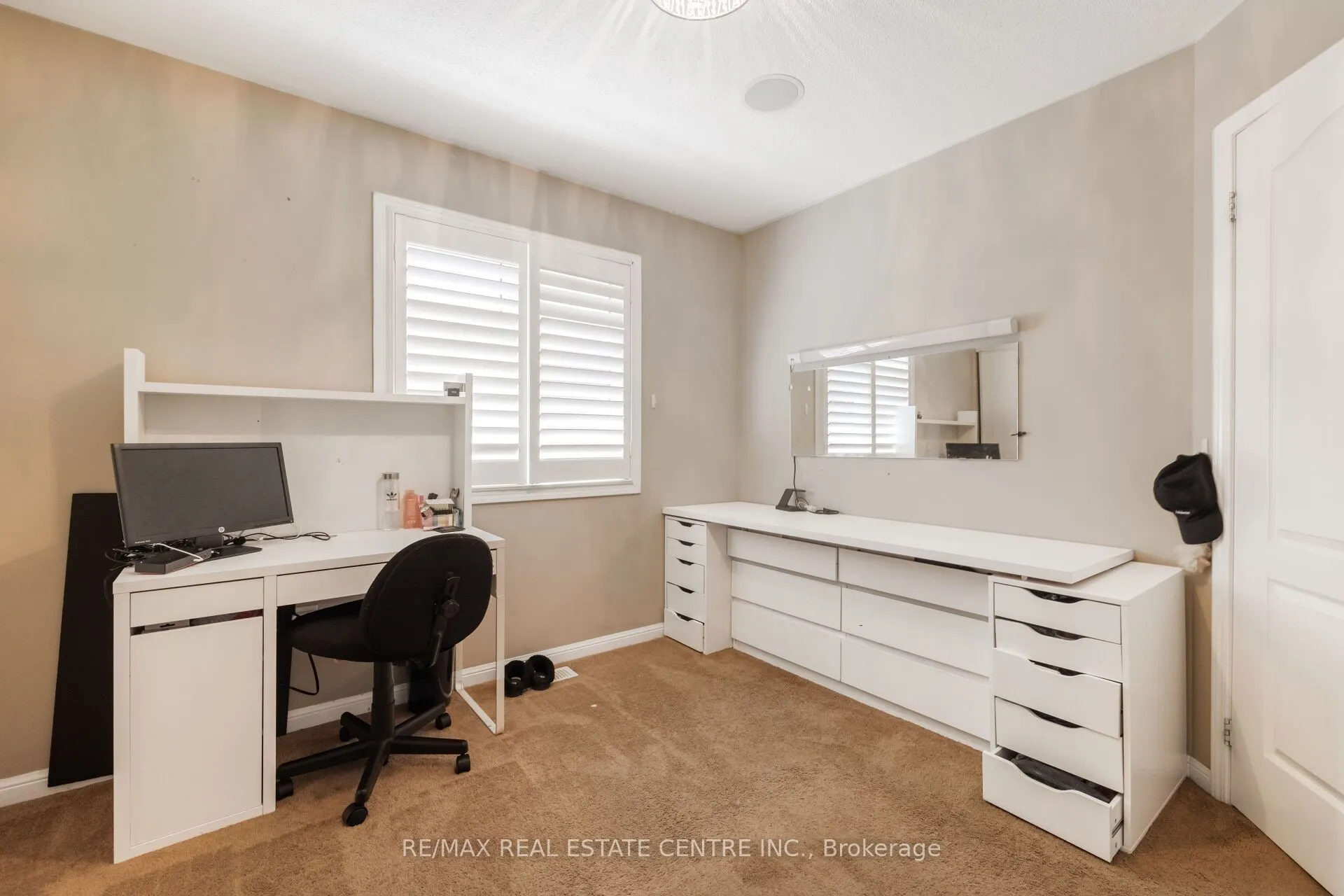 58 Seafair Crescent