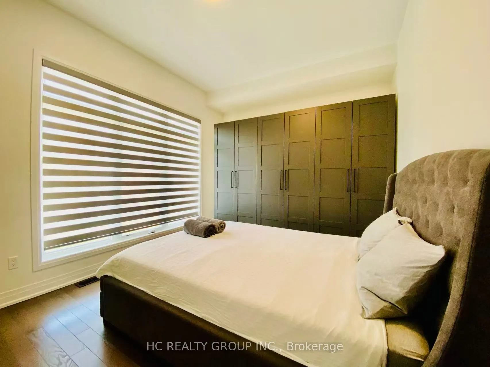 2130 Royal Gala Circle