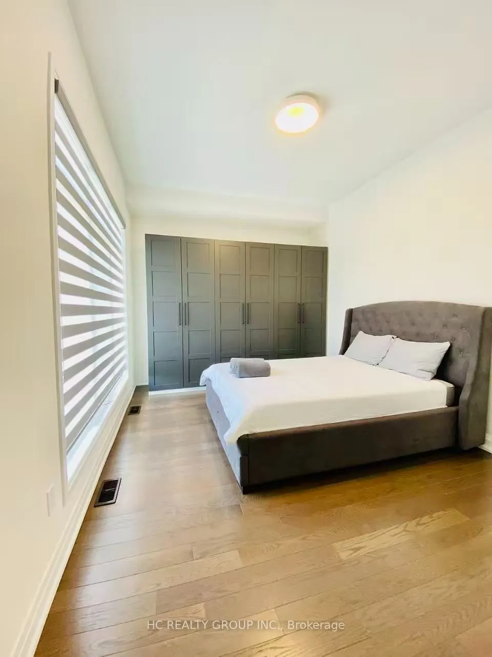 2130 Royal Gala Circle