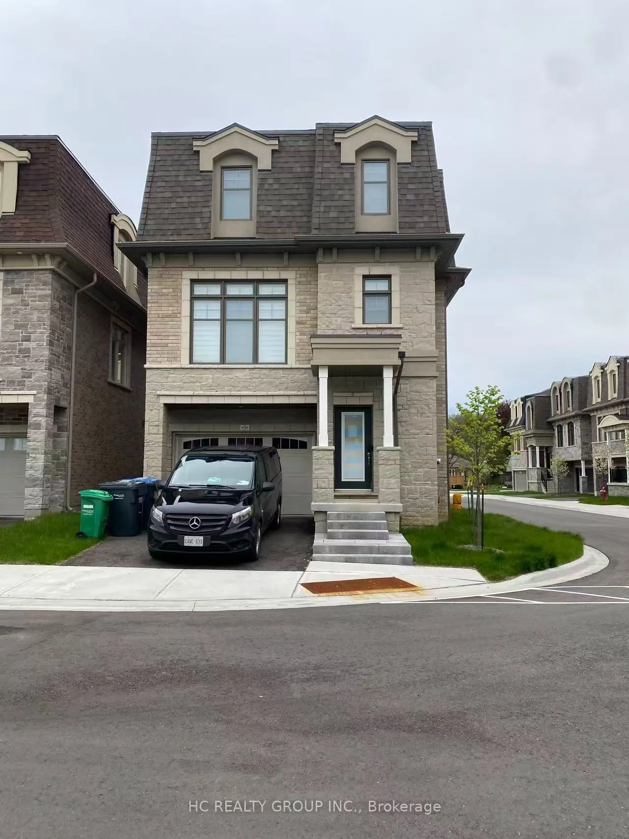2130 Royal Gala Circle