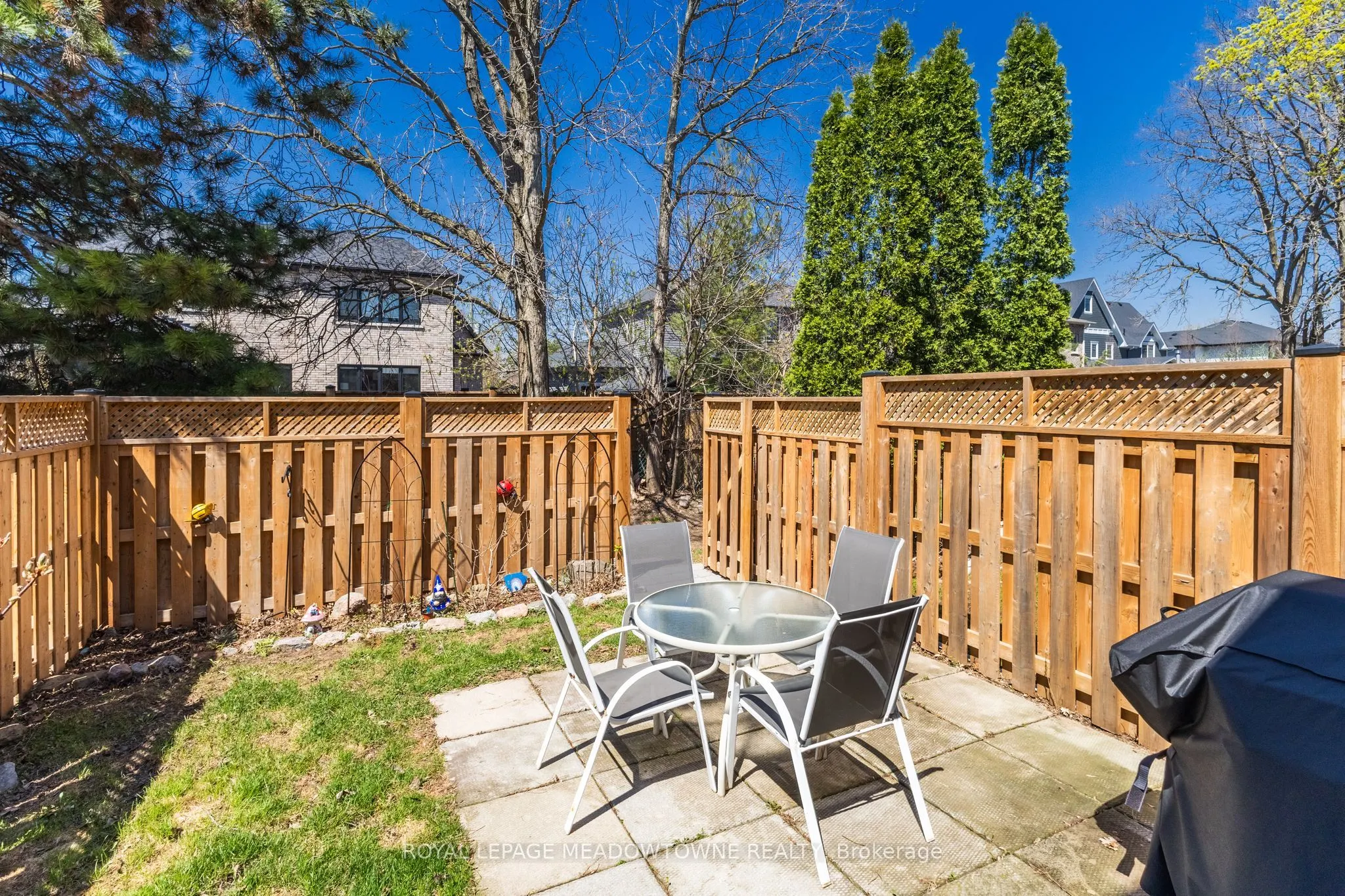235 Bronte Street #43