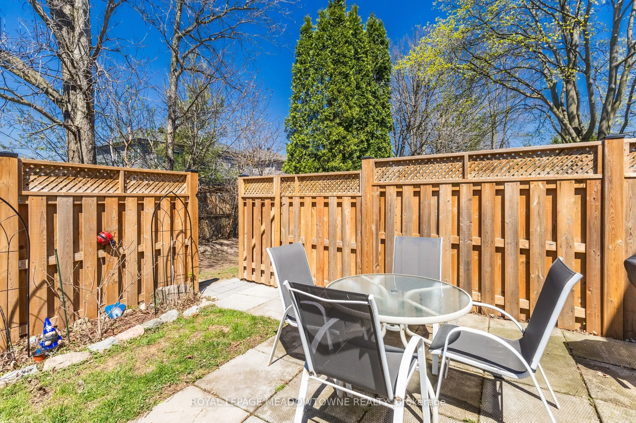 235 Bronte Street #43