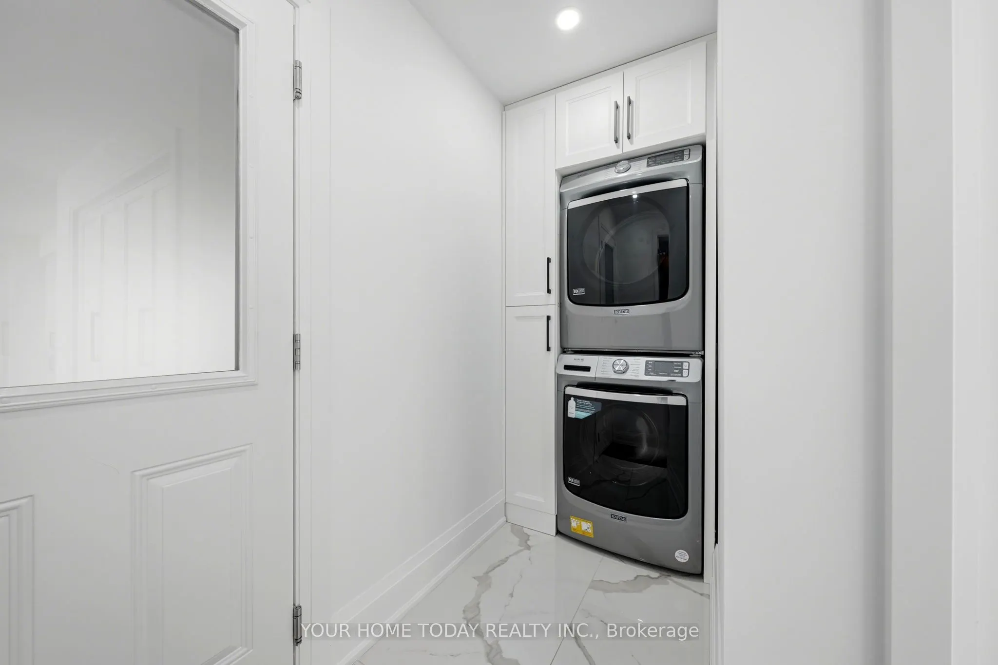27 Chantelay Crescent