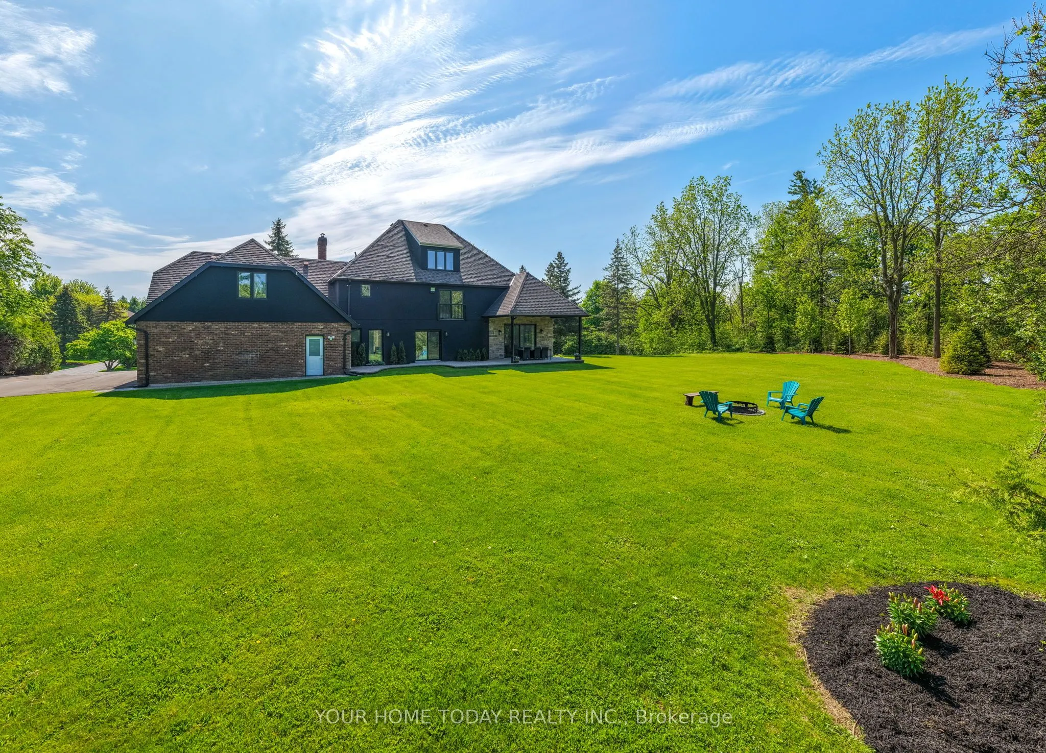 27 Chantelay Crescent