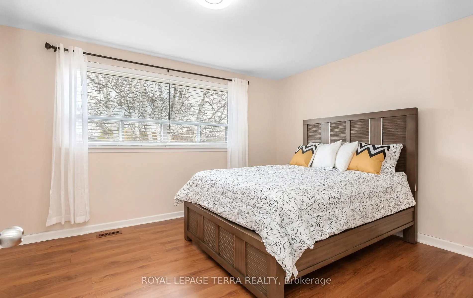 2475 Brookhurst Road