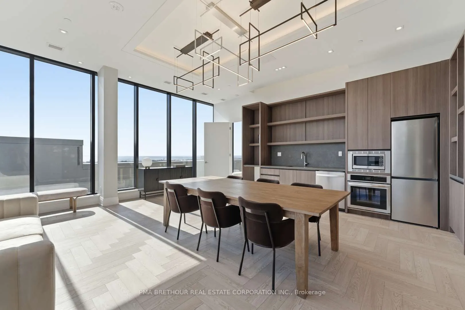 1035 Southdown Road #1812