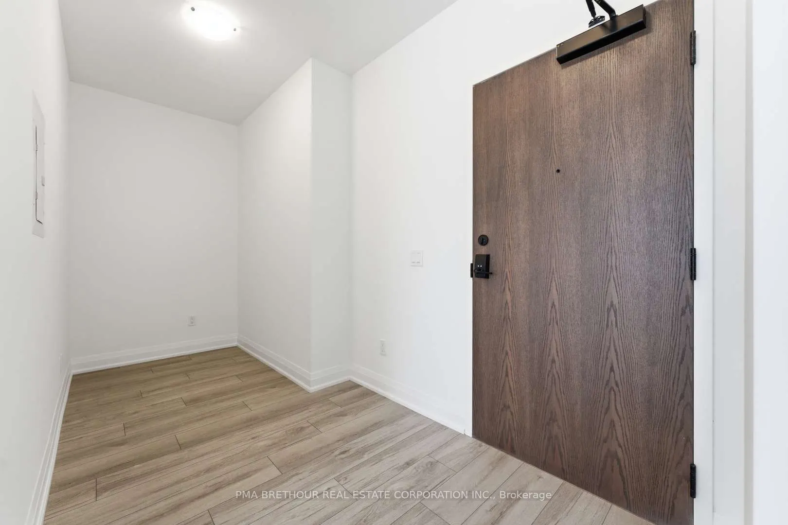 1035 Southdown Road #105