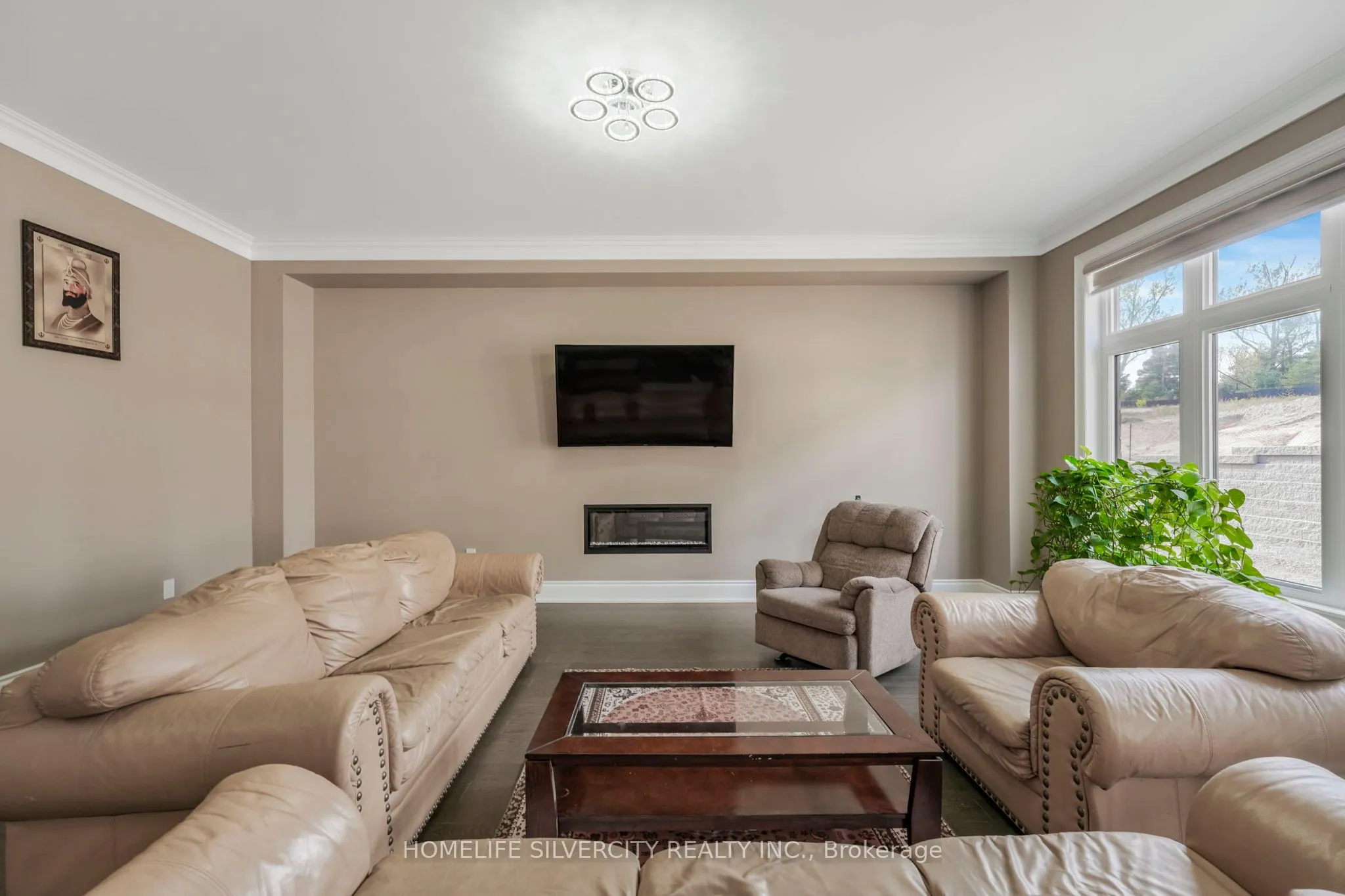 85 James Walker Avenue