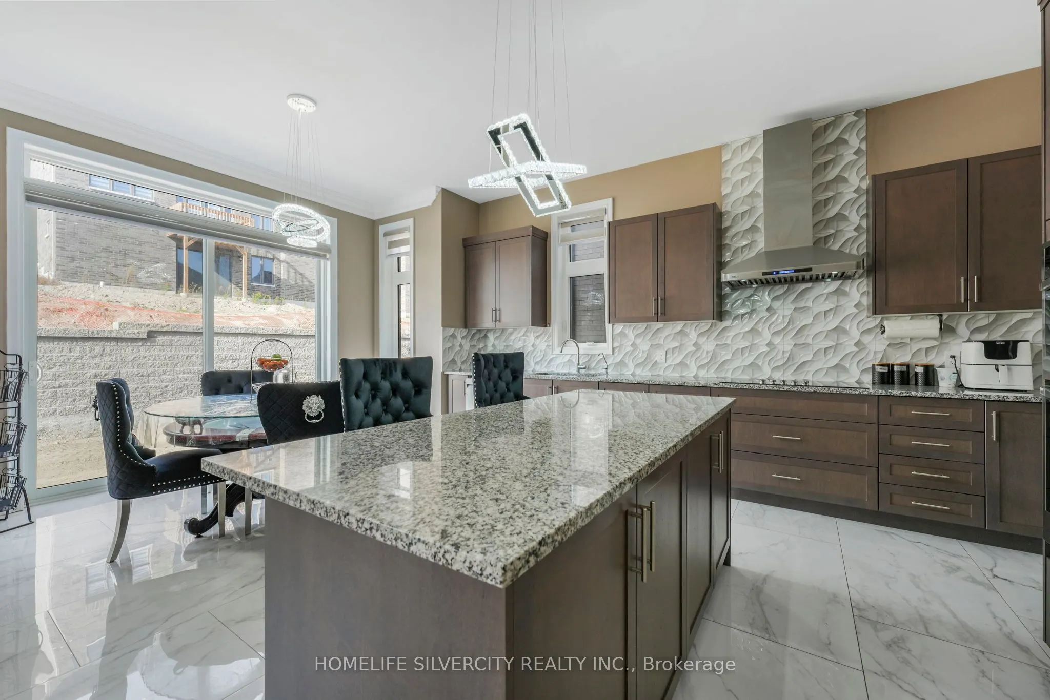 85 James Walker Avenue