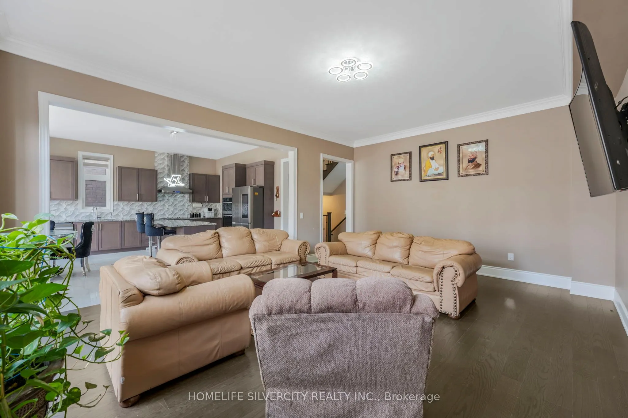 85 James Walker Avenue