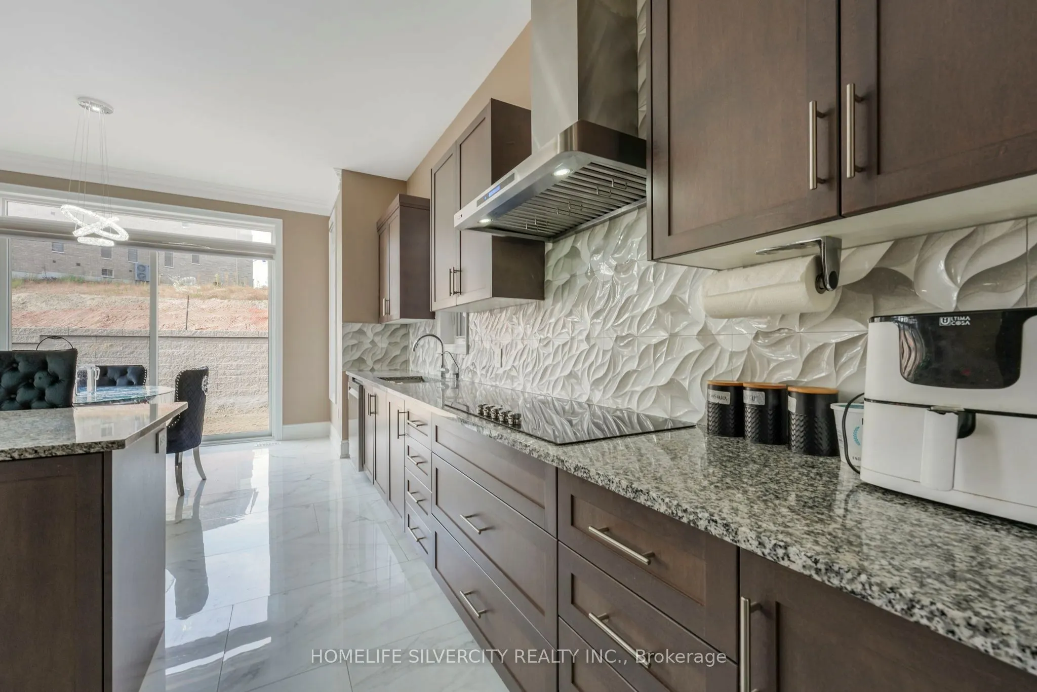 85 James Walker Avenue
