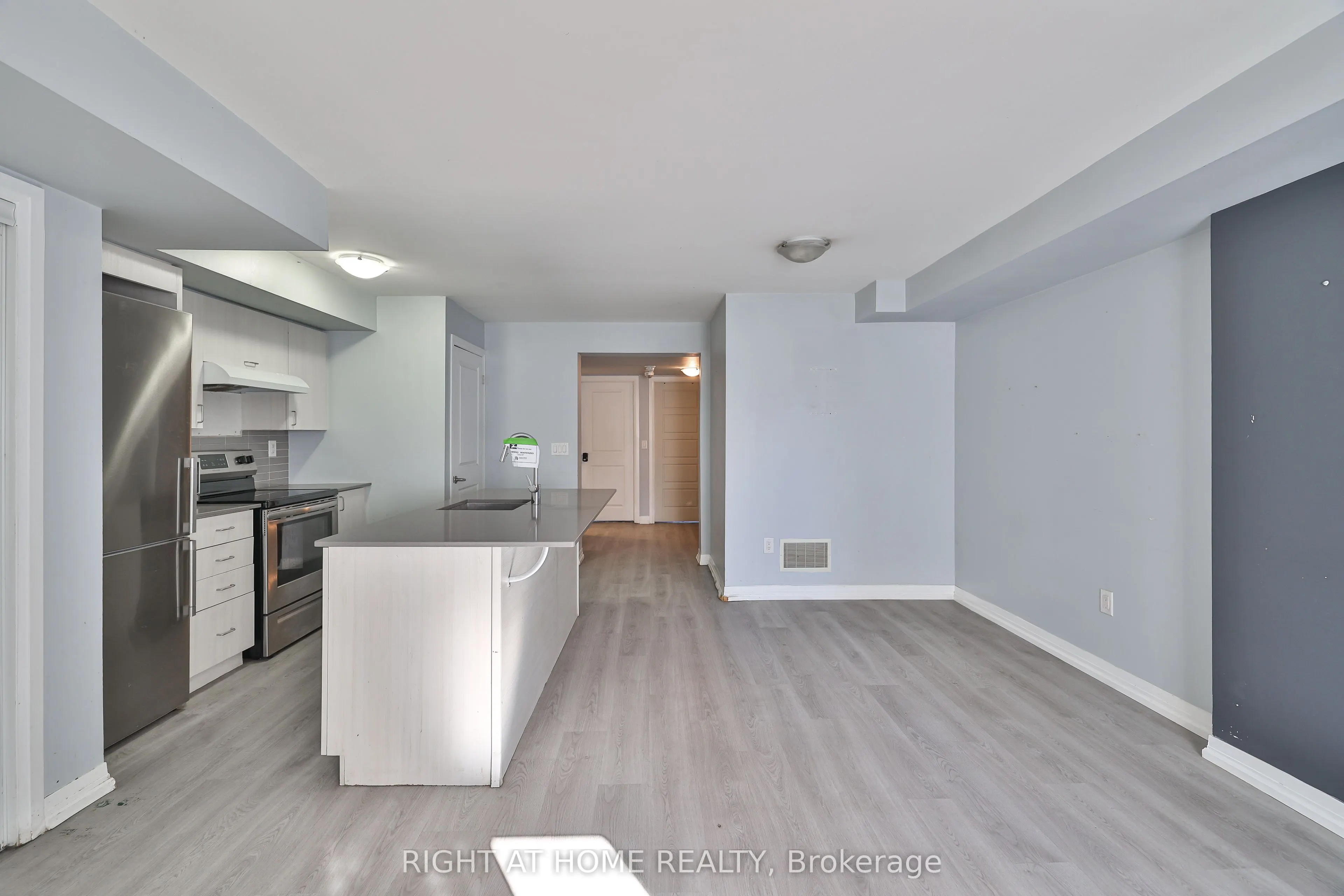 155 William Duncan Road #5