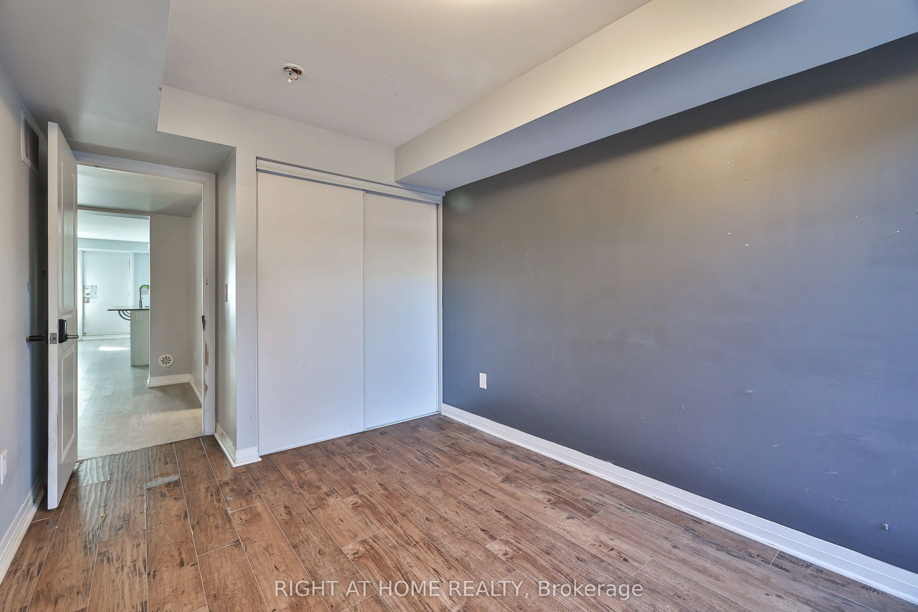 155 William Duncan Road #5